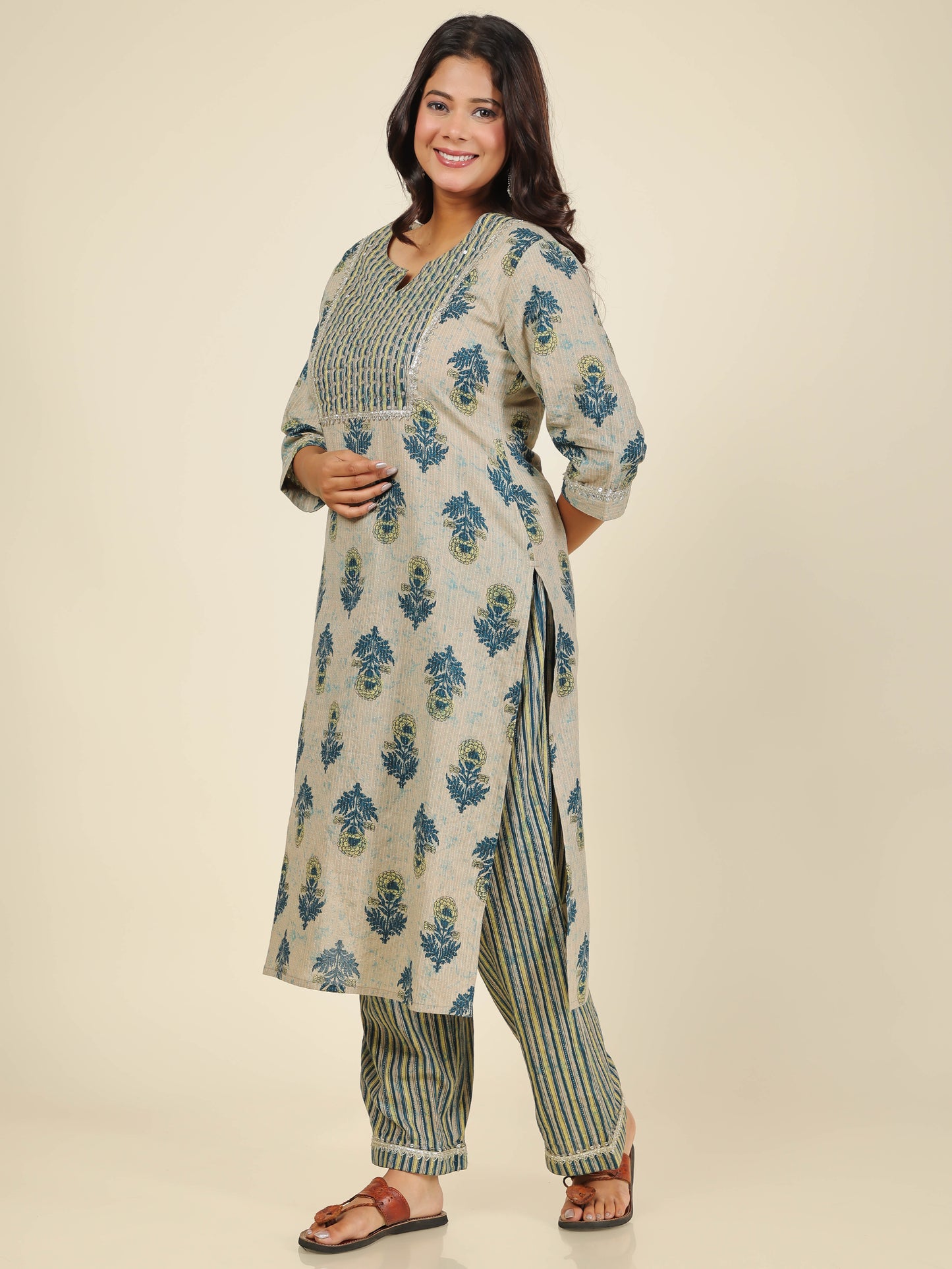 Women's Cotton Beige Straight Kurta