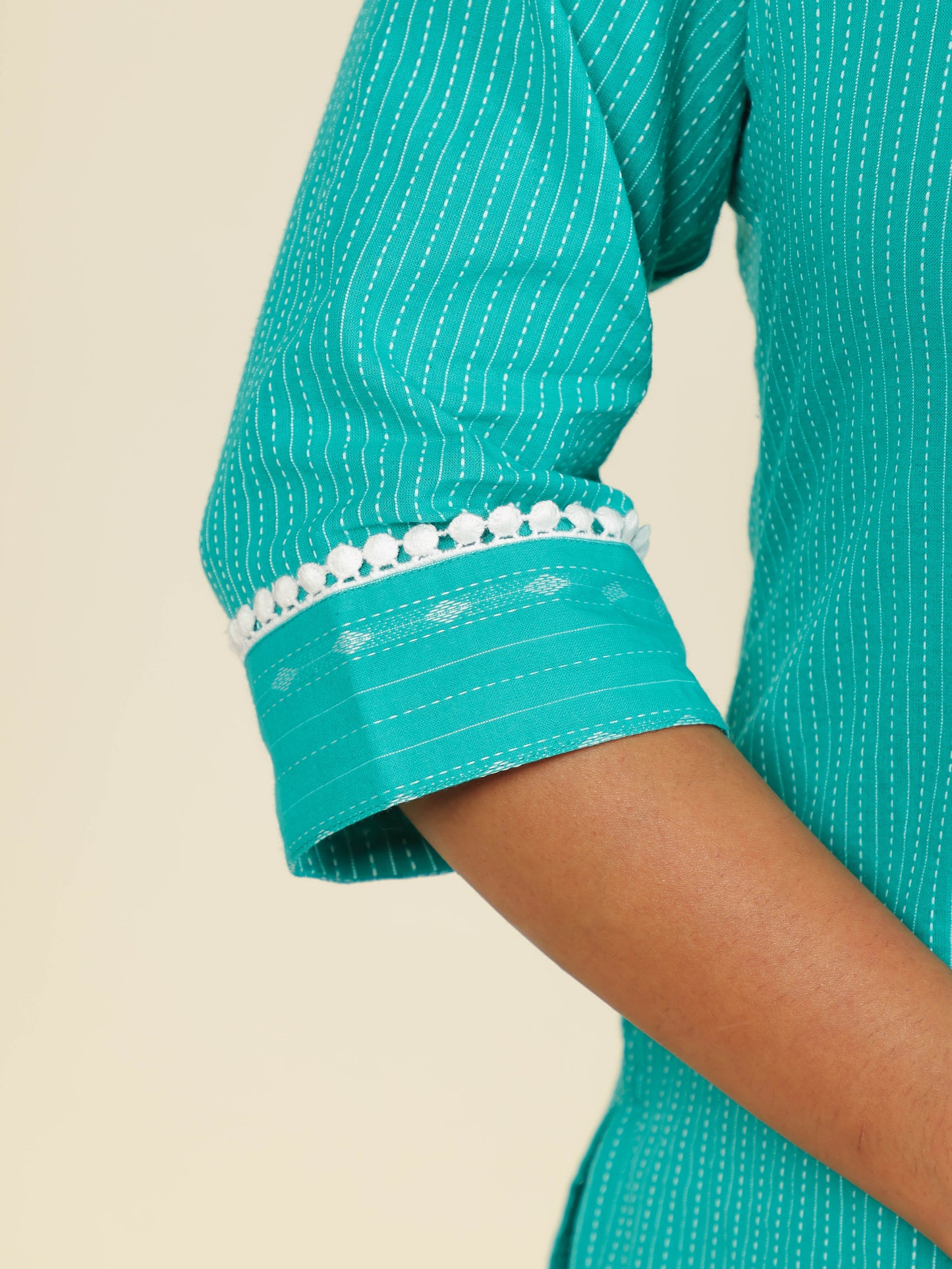 Women's Cotton Turquoise Straight Kurta