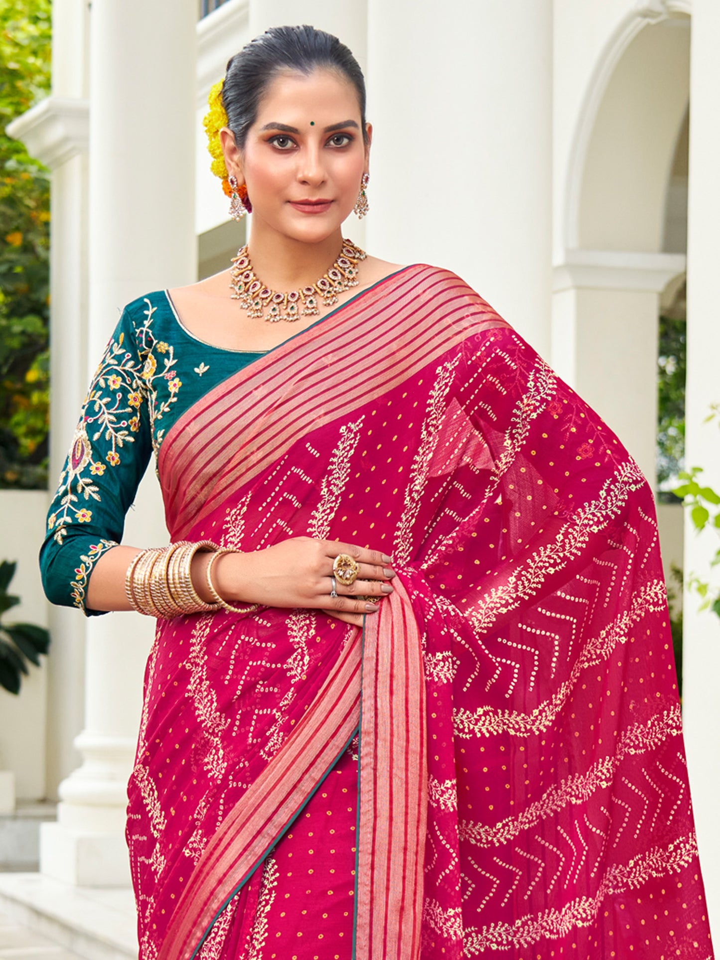 Women's Chiffon Pink Embellished Designer Saree With Blouse Piece