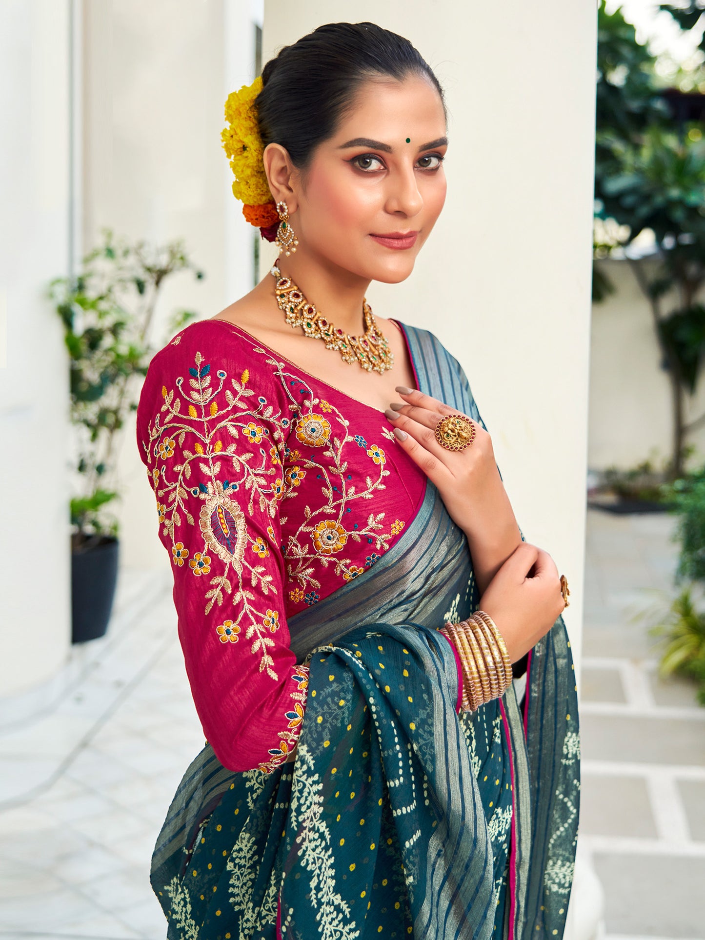 Women's Chiffon Teal blue Embellished Designer Saree With Blouse Piece