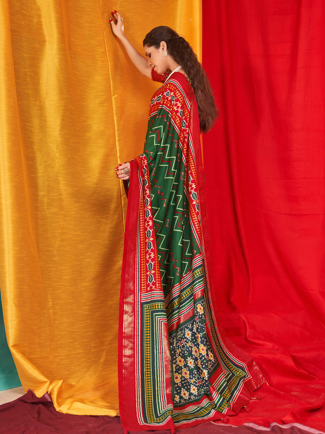 Women's Tussar Silk Red Printed Designer Saree With Blouse Piece