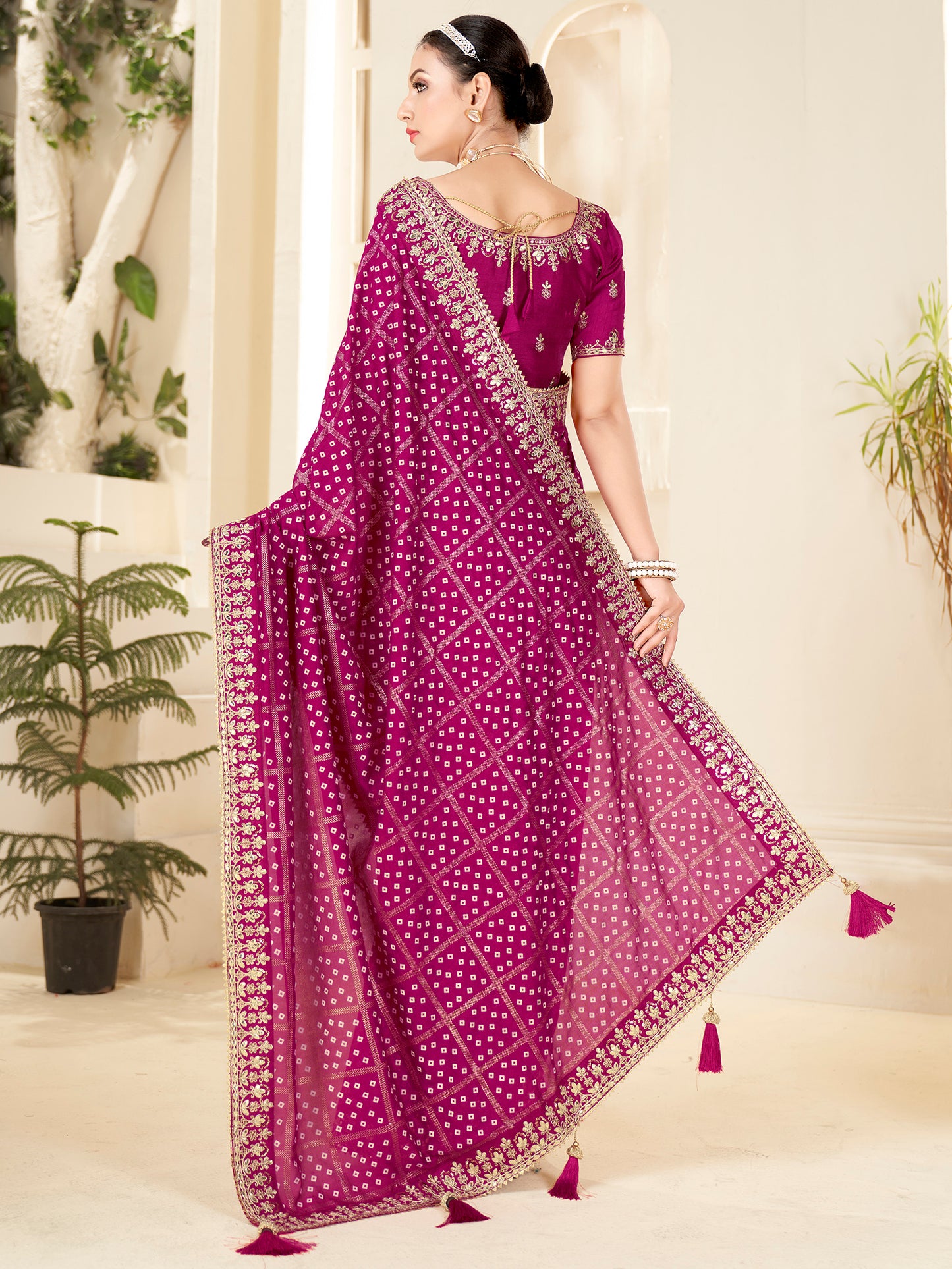 Women's Vichitra Silk Pink Embellished Designer Saree With Blouse Piece