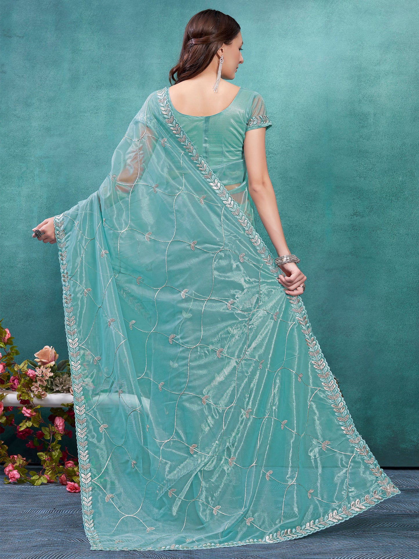 Women's Organza Turquoise Embellished Designer Saree With Blouse Piece