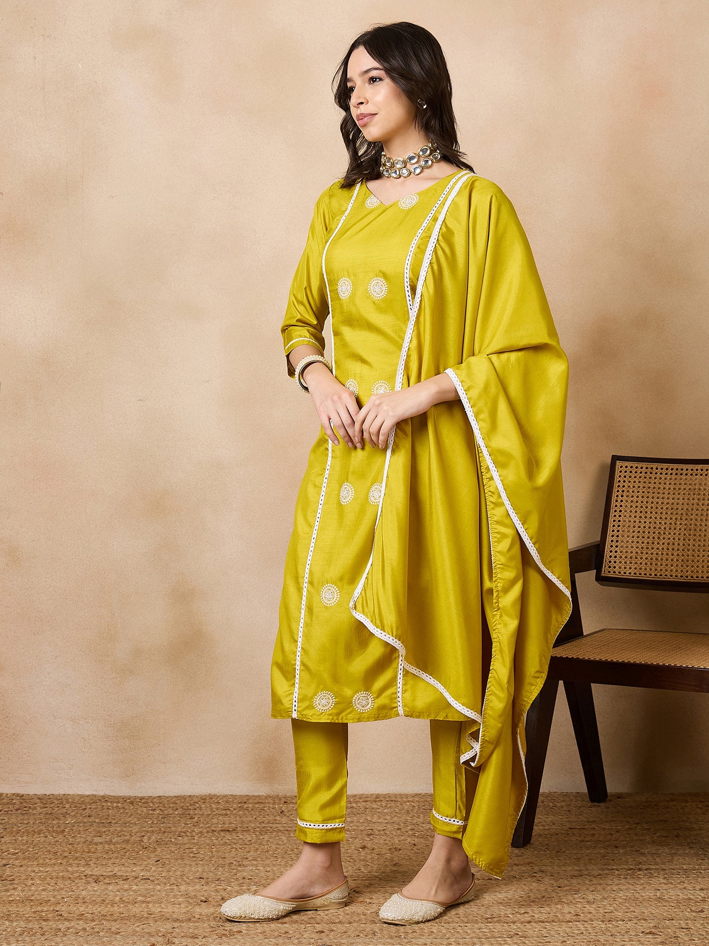 Dhiyona RV Women's Sequin Embroidery Straight Side Slit Kurta Set With Dupatta