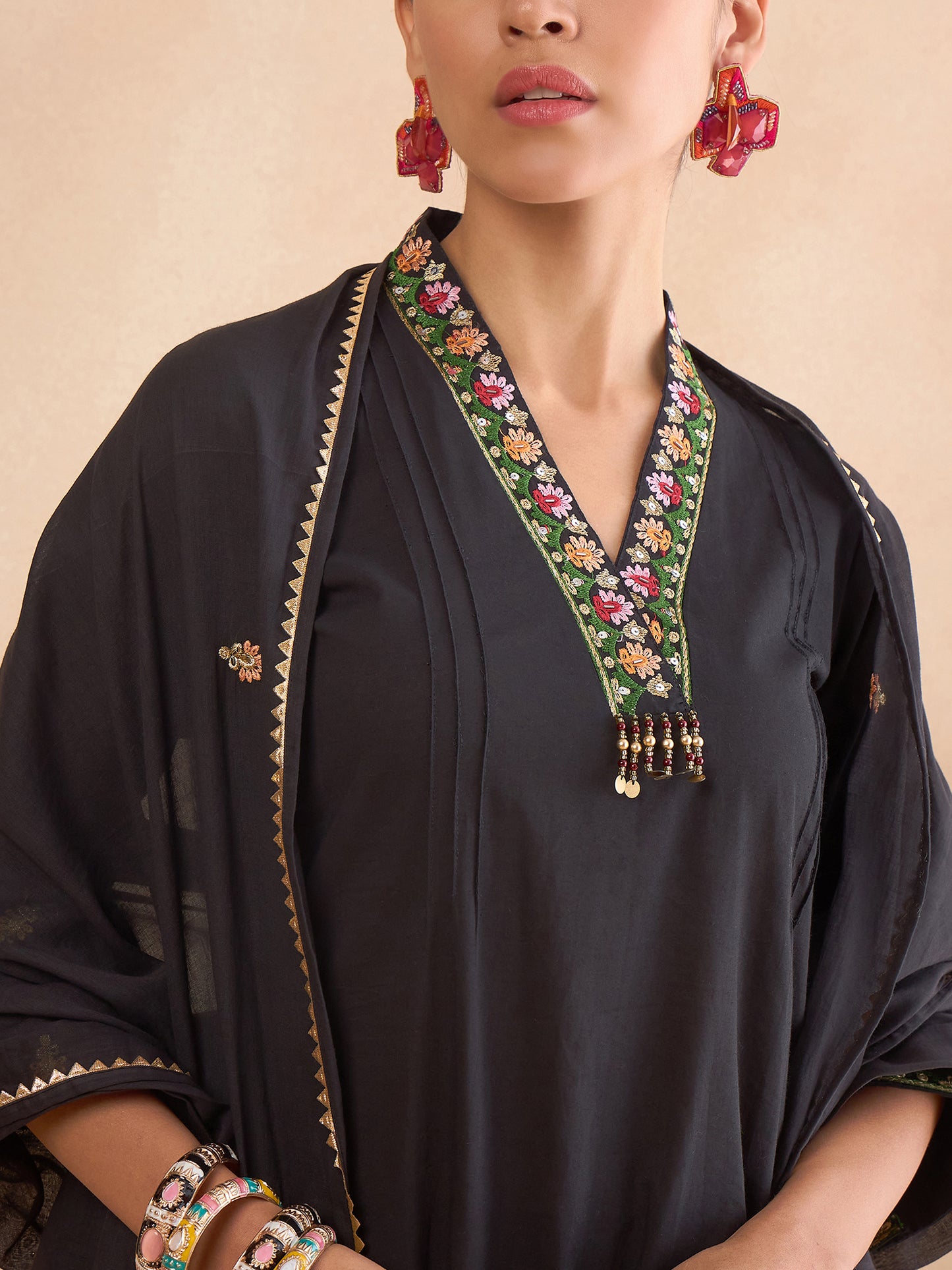 Dhiyona RV Women's Cambric Cotton Fabric Solid Pattern Kurtaset With Dupatta