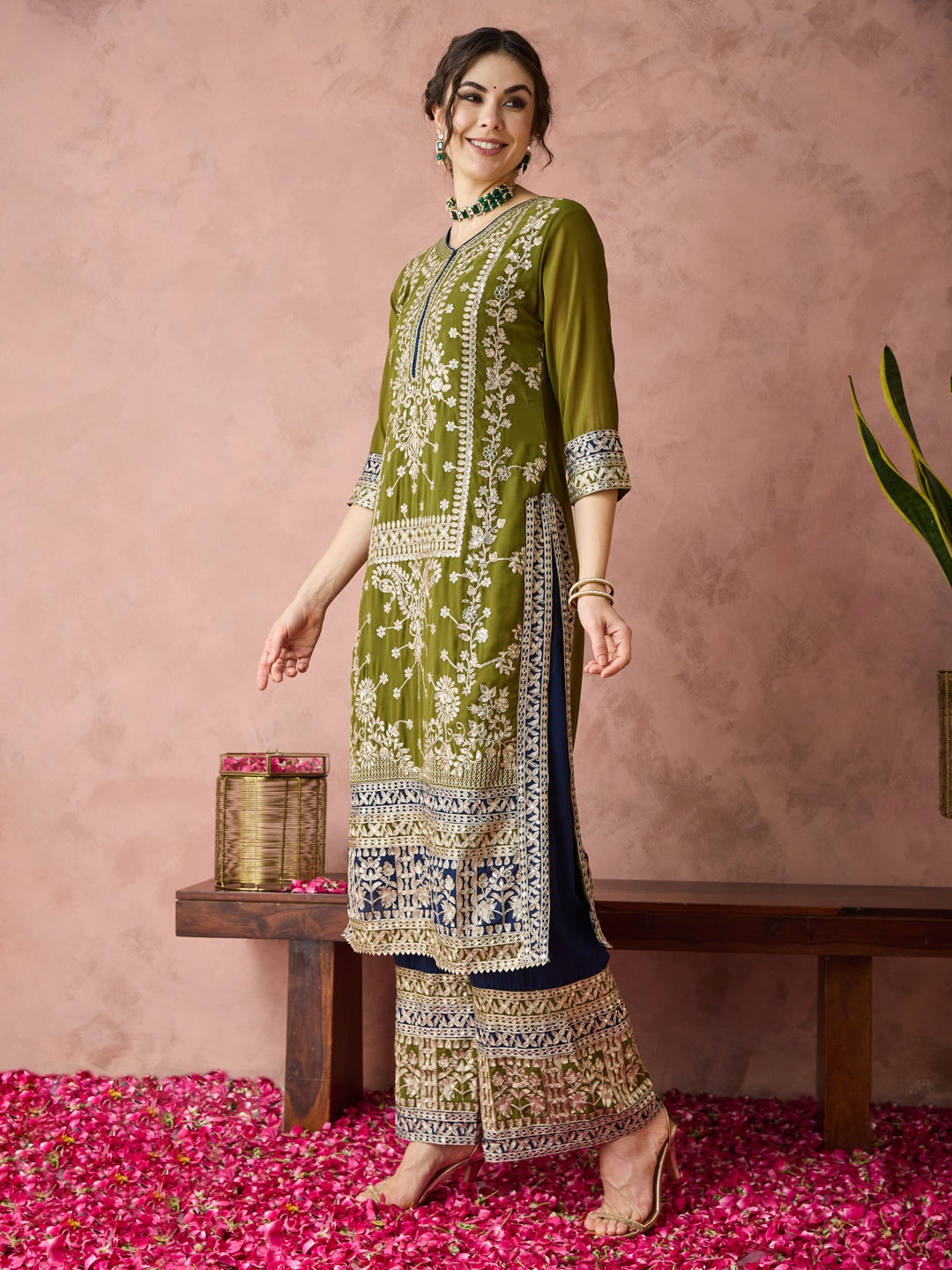 Dhiyona RV Women's Faux Georgette Fabric Zari Embroidery Kurtaset With Dupatta