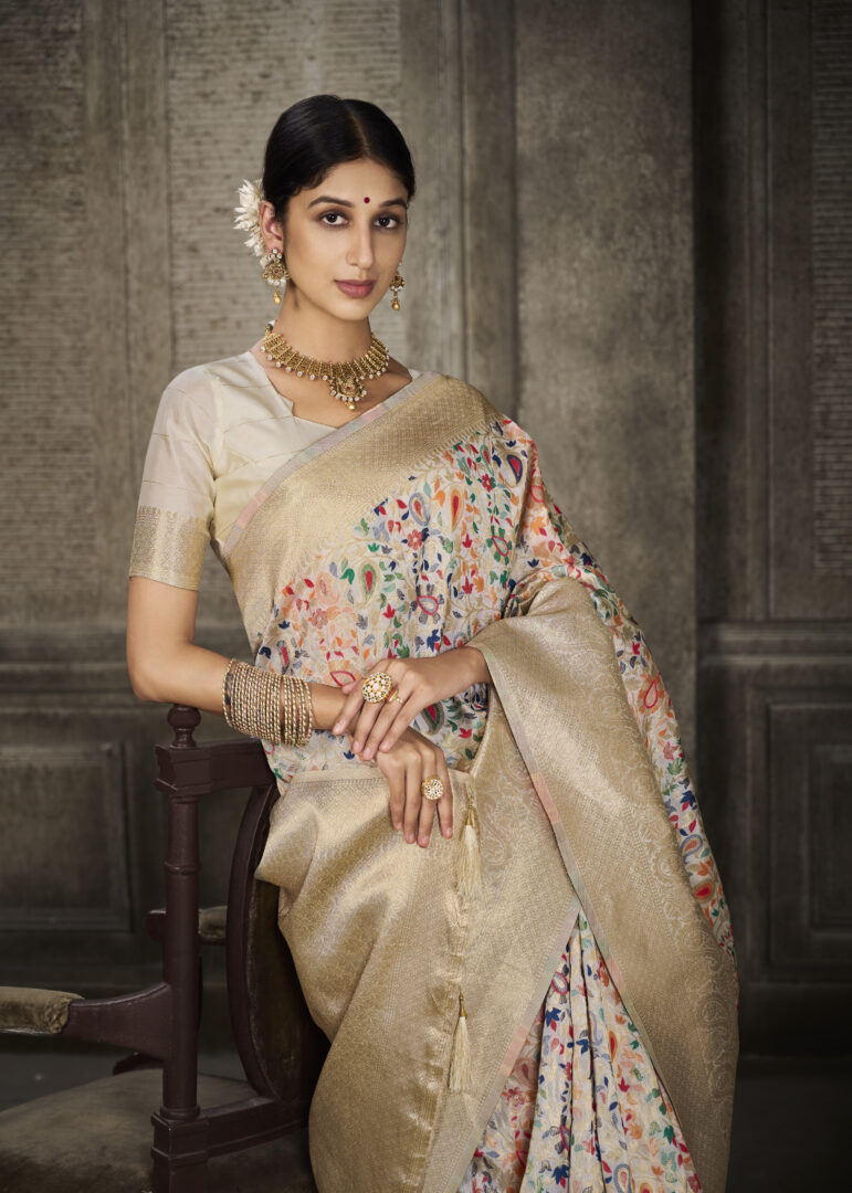 Dhiyona GR Women's Aroma Cotton White Woven Banarasi Art Silk Saree