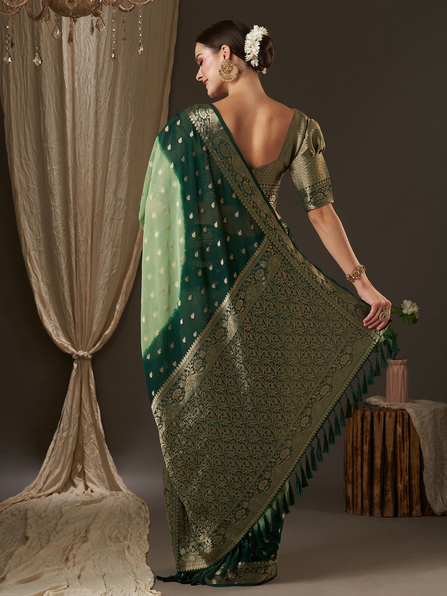 Women's Georgette Light Green Woven Design Designer Saree With Blouse Piece
