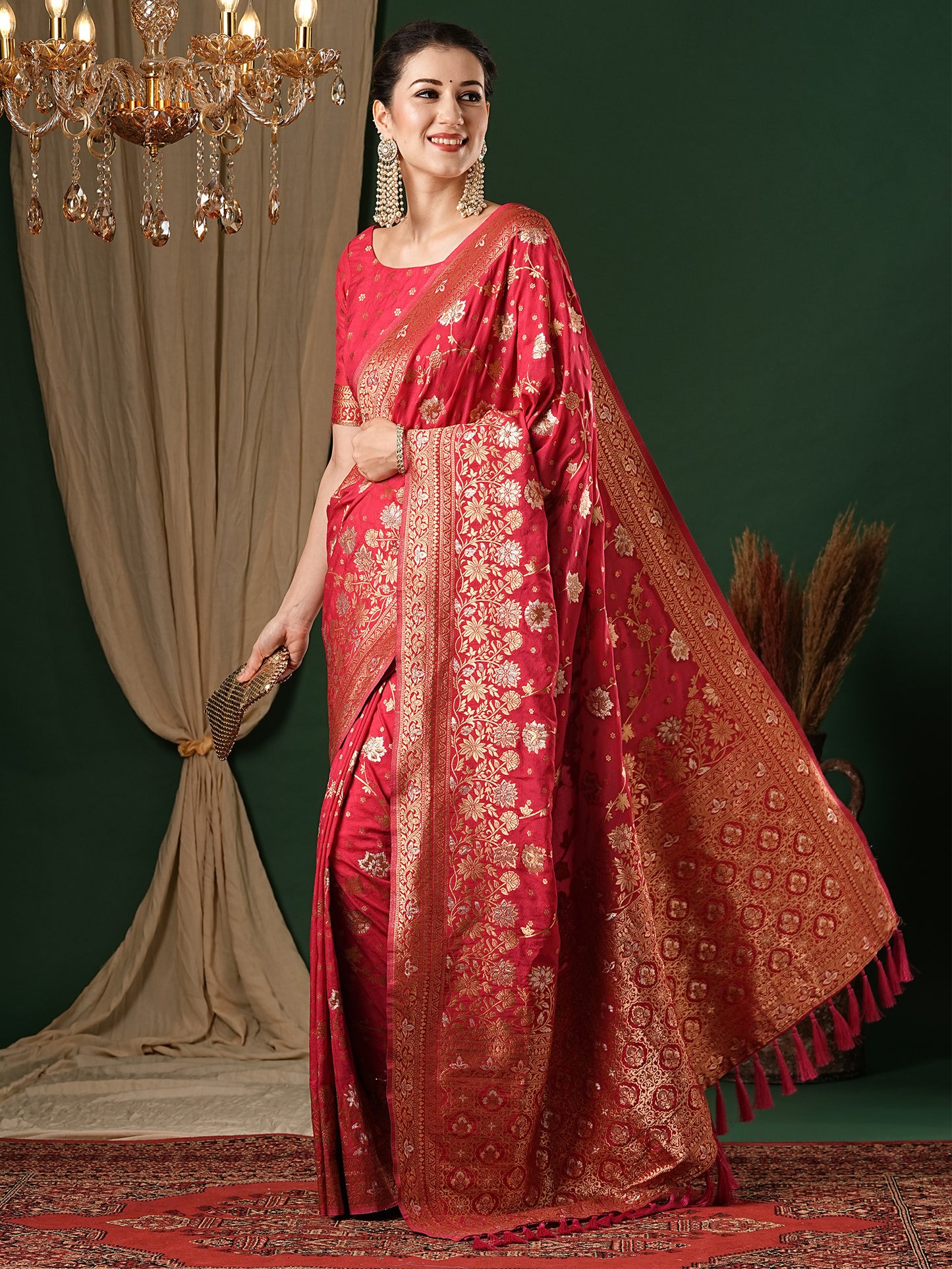 Women's Georgette Pink Woven Design Designer Saree With Blouse Piece