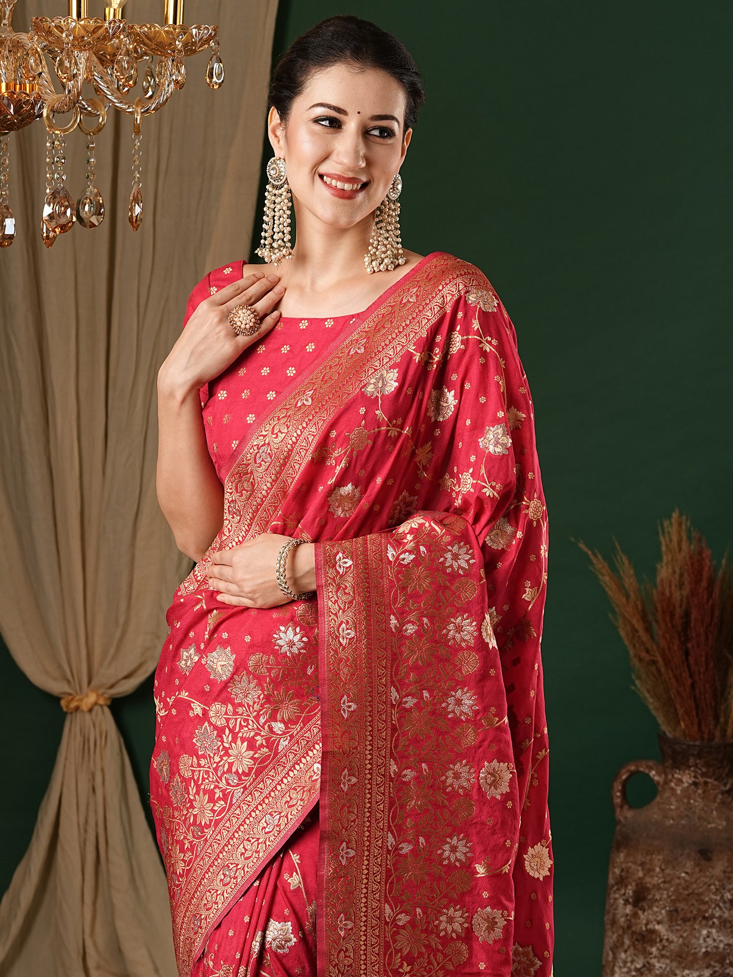 Women's Georgette Pink Woven Design Designer Saree With Blouse Piece