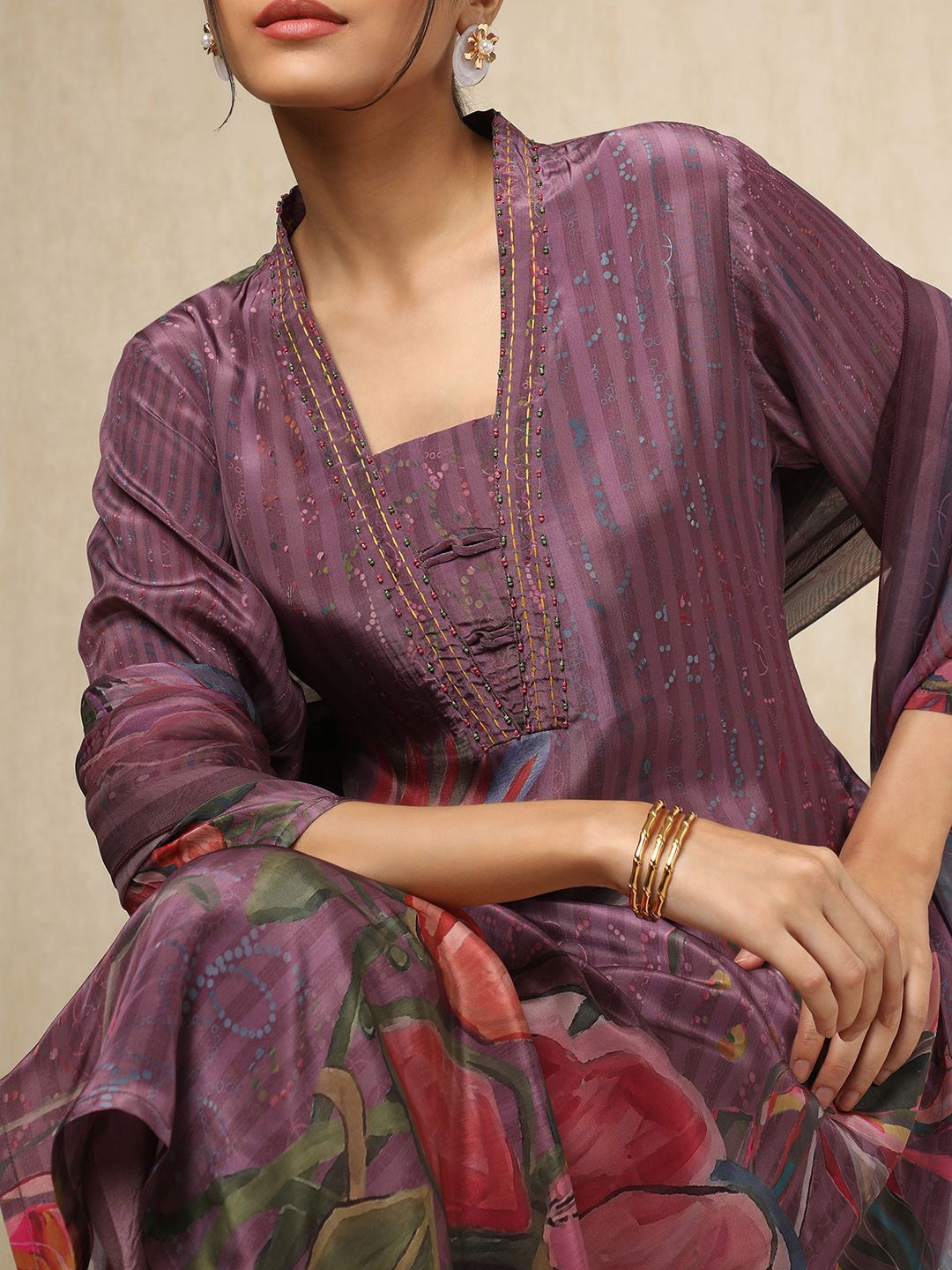 Dhiyona SO Women's Floral Printed Square Neck Beads and Stones Silk Crepe Kurta With Trousers & Dupatta