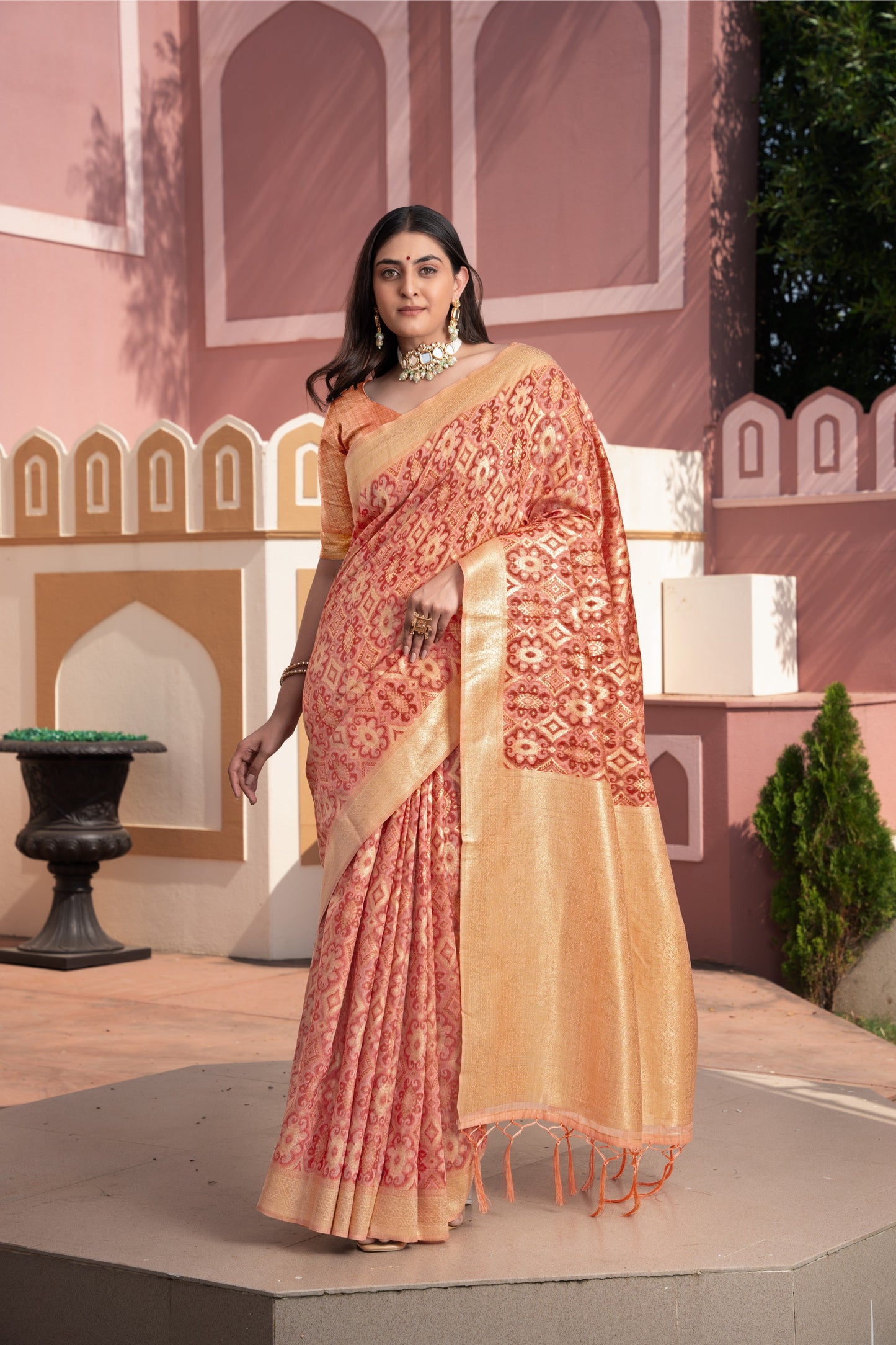 Dhiyona GR Women's Avika Peach Cotton Ikat Silk Saree