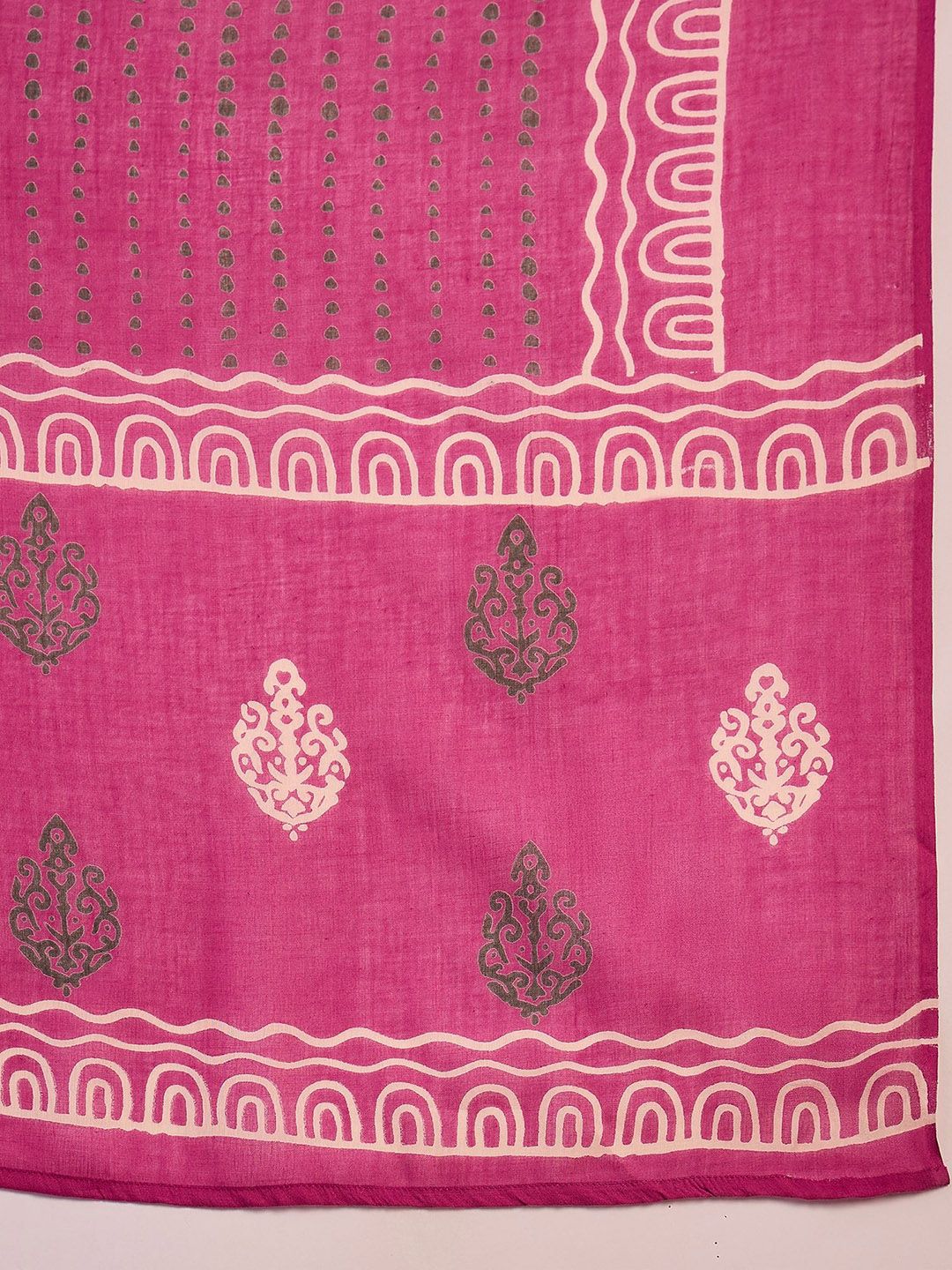Dhiyona SN Women's Floral Printed Pure Cotton Kurta & Trousers With Dupatta