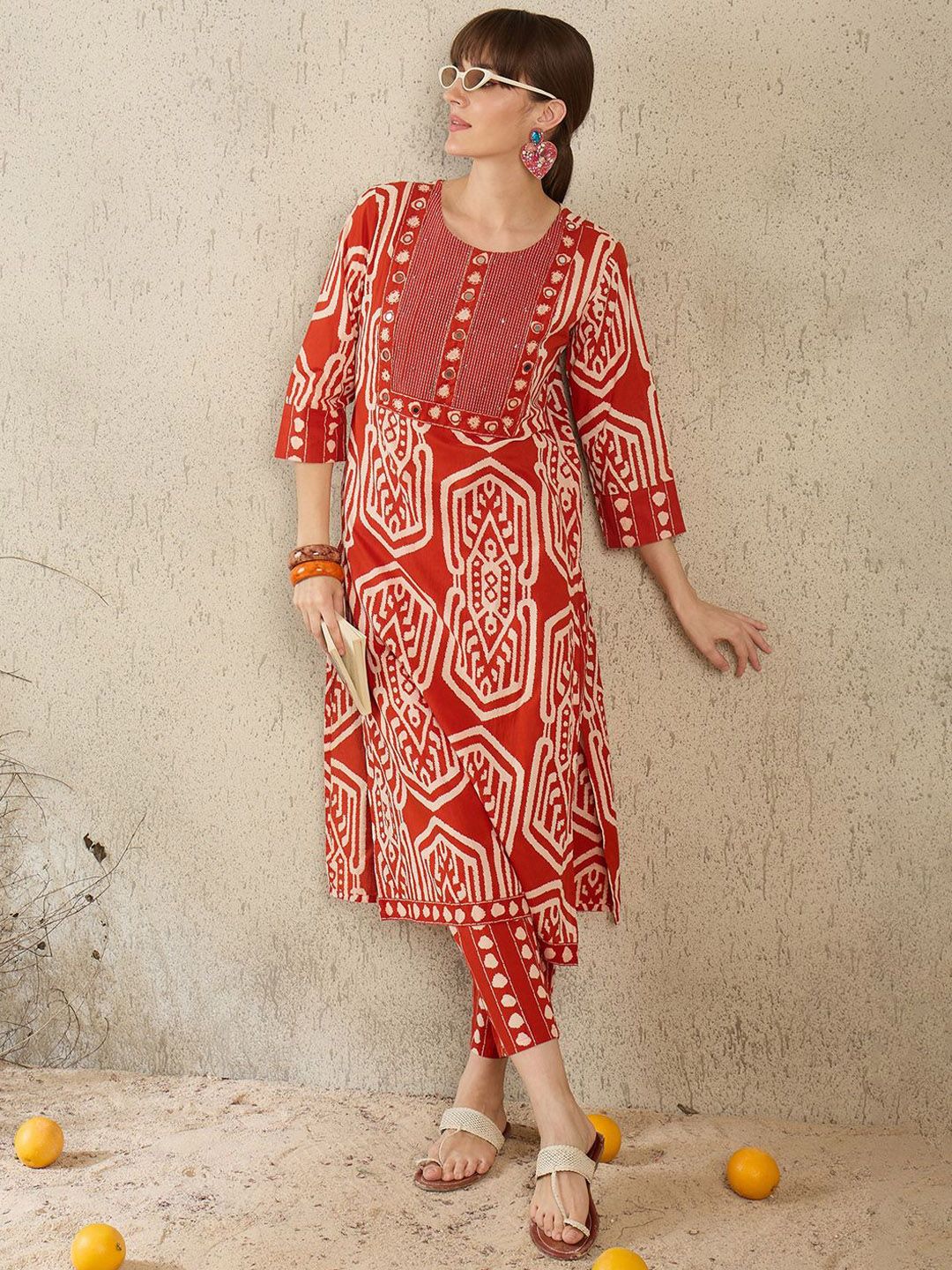 Dhiyona IE Women Printed Round Neck Cotton Top and Trousers Co-Ords