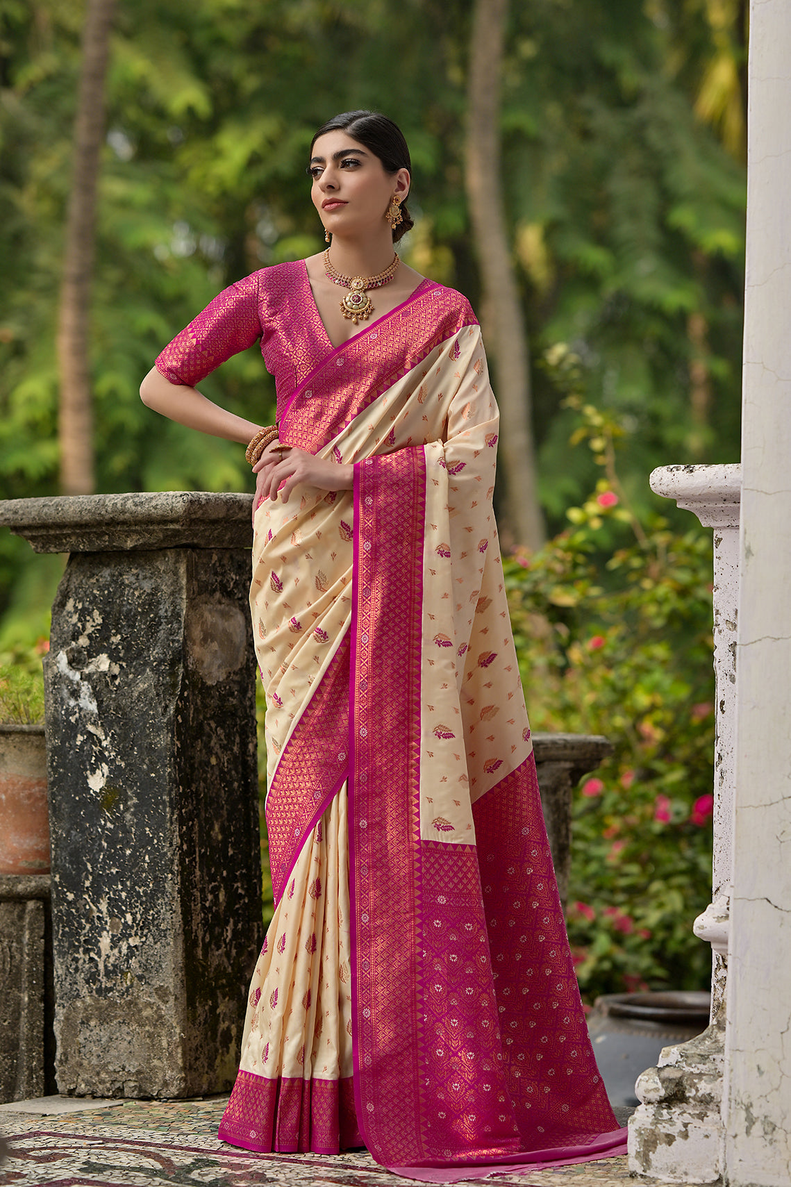 Cream Pink Banarasi Silk Saree