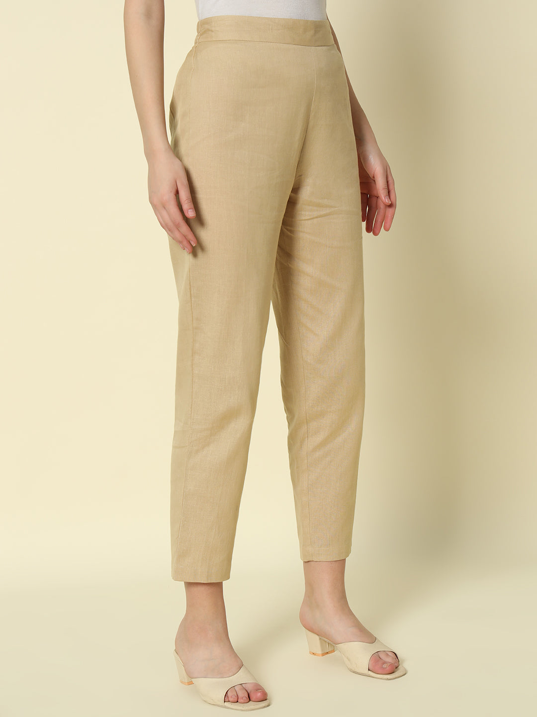 Dhiyona FL Women's Beige Cotton Solid Pant