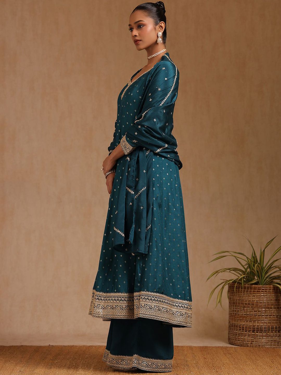 Dhiyona SO Women's Women Floral Sequinned Regular Zardozi Anarkali Suit with Palazzos & Dupatta