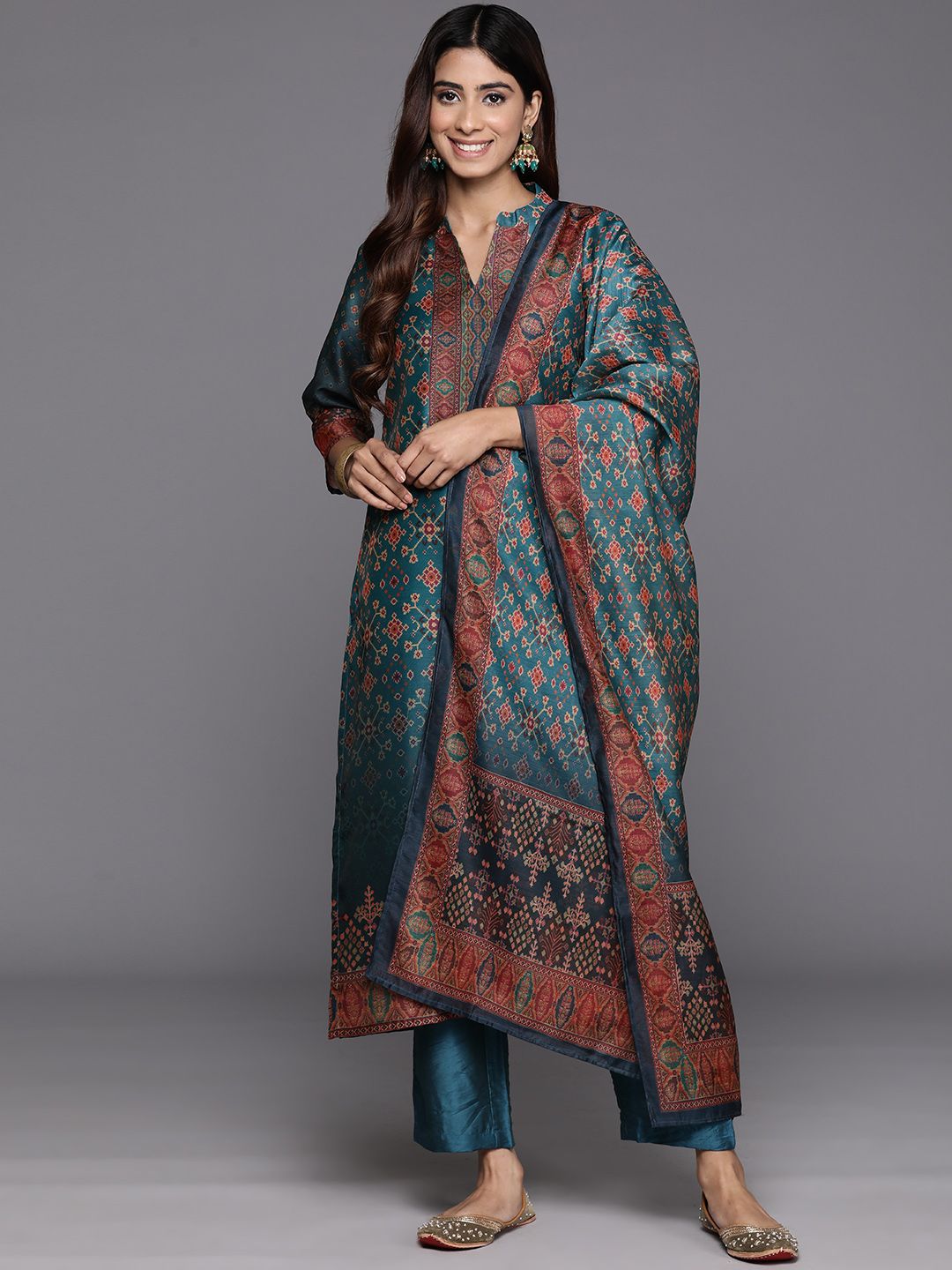 Dhiyona VA Women'sFloral Printed Mandarin Collar Chanderi Silk Kurta With Trousers & Dupatta