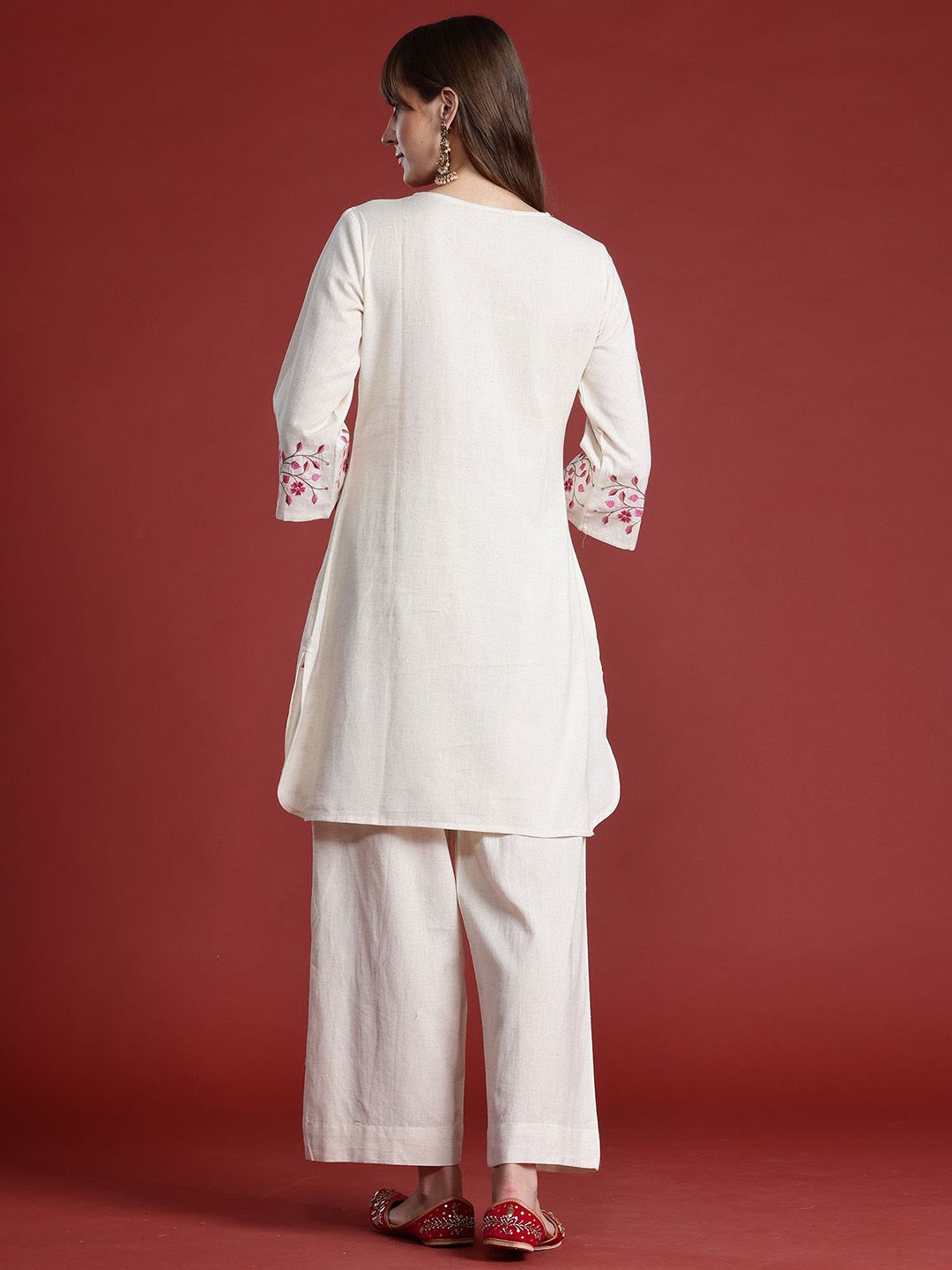 Dhiyona IE Women Floral Printed Regular Thread Work Pure Cotton Kurta with Palazzos