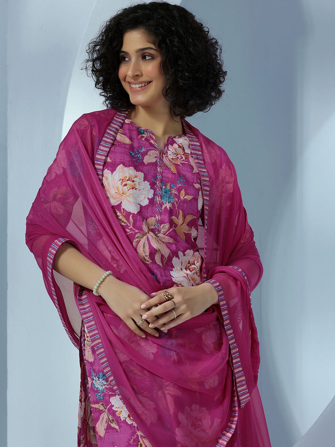 Dhiyona LB Women's Women Floral Printed Regular Pure Cotton Kurta with Palazzos & With Dupatta