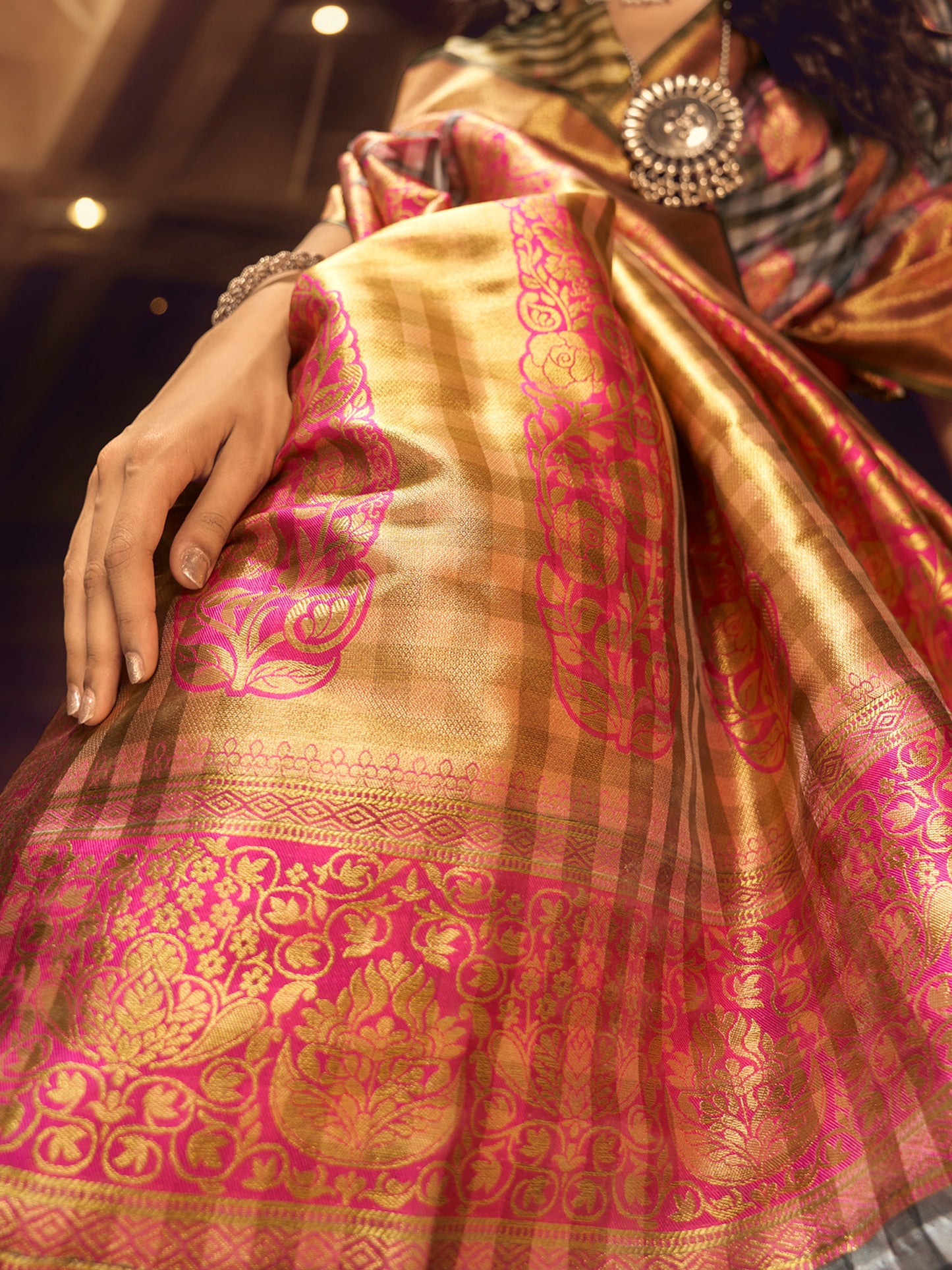 Women's Organza Grey Woven Design Designer Saree With Blouse Piece