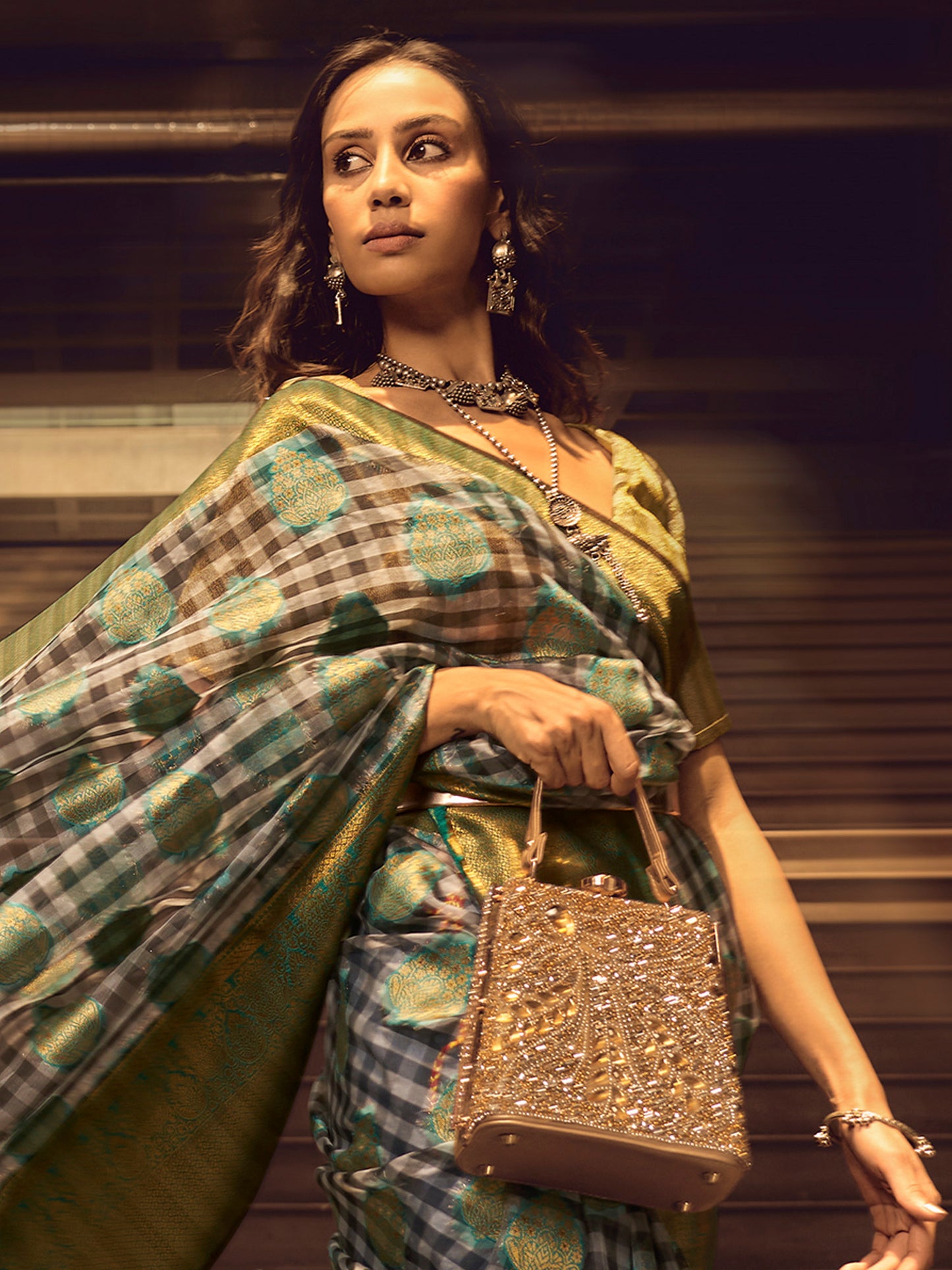 Women's Organza Grey Woven Design Designer Saree With Blouse Piece