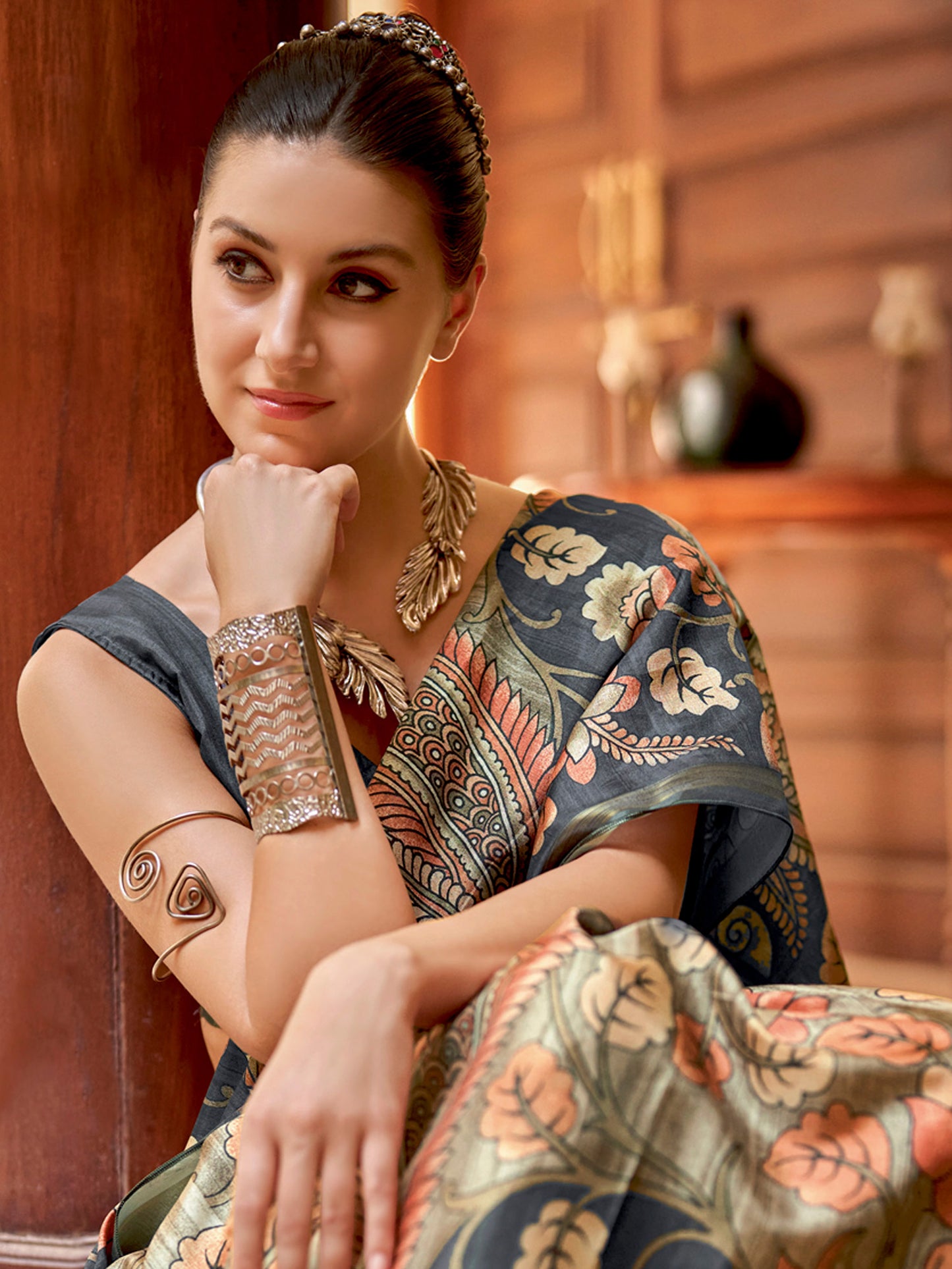 Women's Silk Blend Sea Green Printed Designer Saree With Blouse Piece