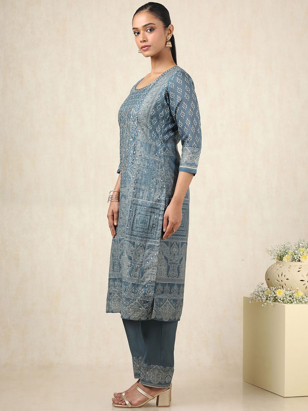Dhiyona SO Women's Floral Printed Beads and Stones Chanderi Silk Kurta With Trousers