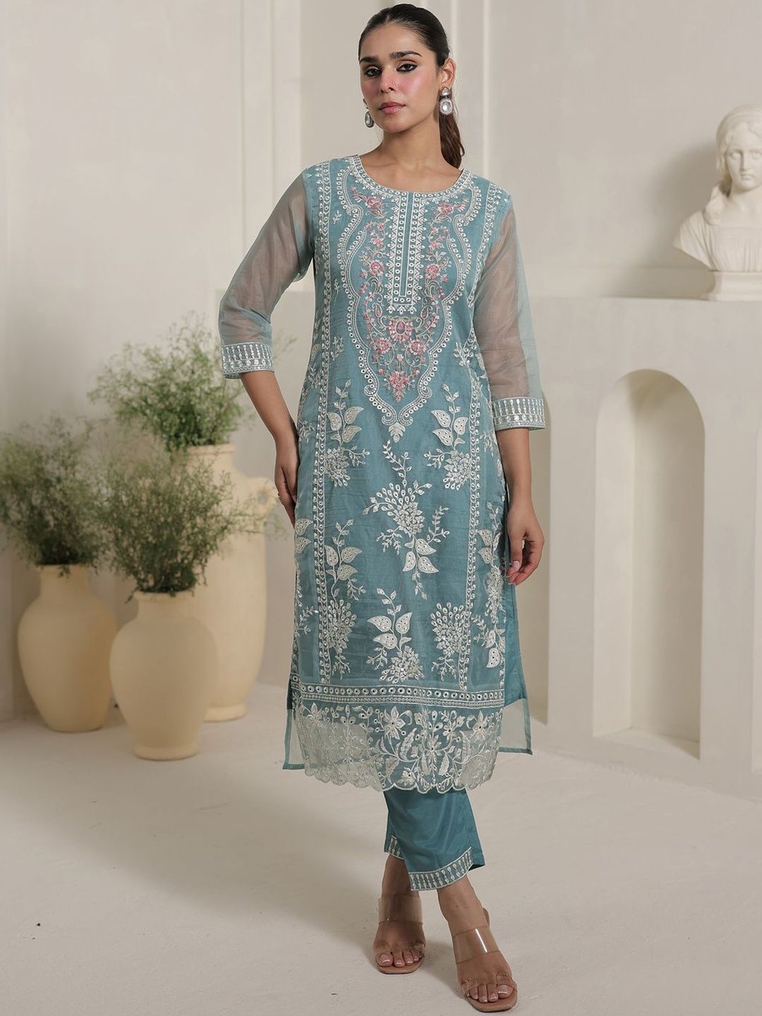 Women Floral Embroidered Kurta with Trousers & Dupatta