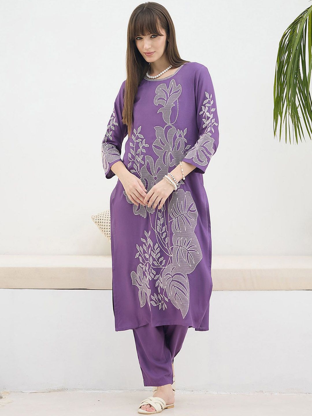 Women Floral Printed Regular Kurta with Trousers