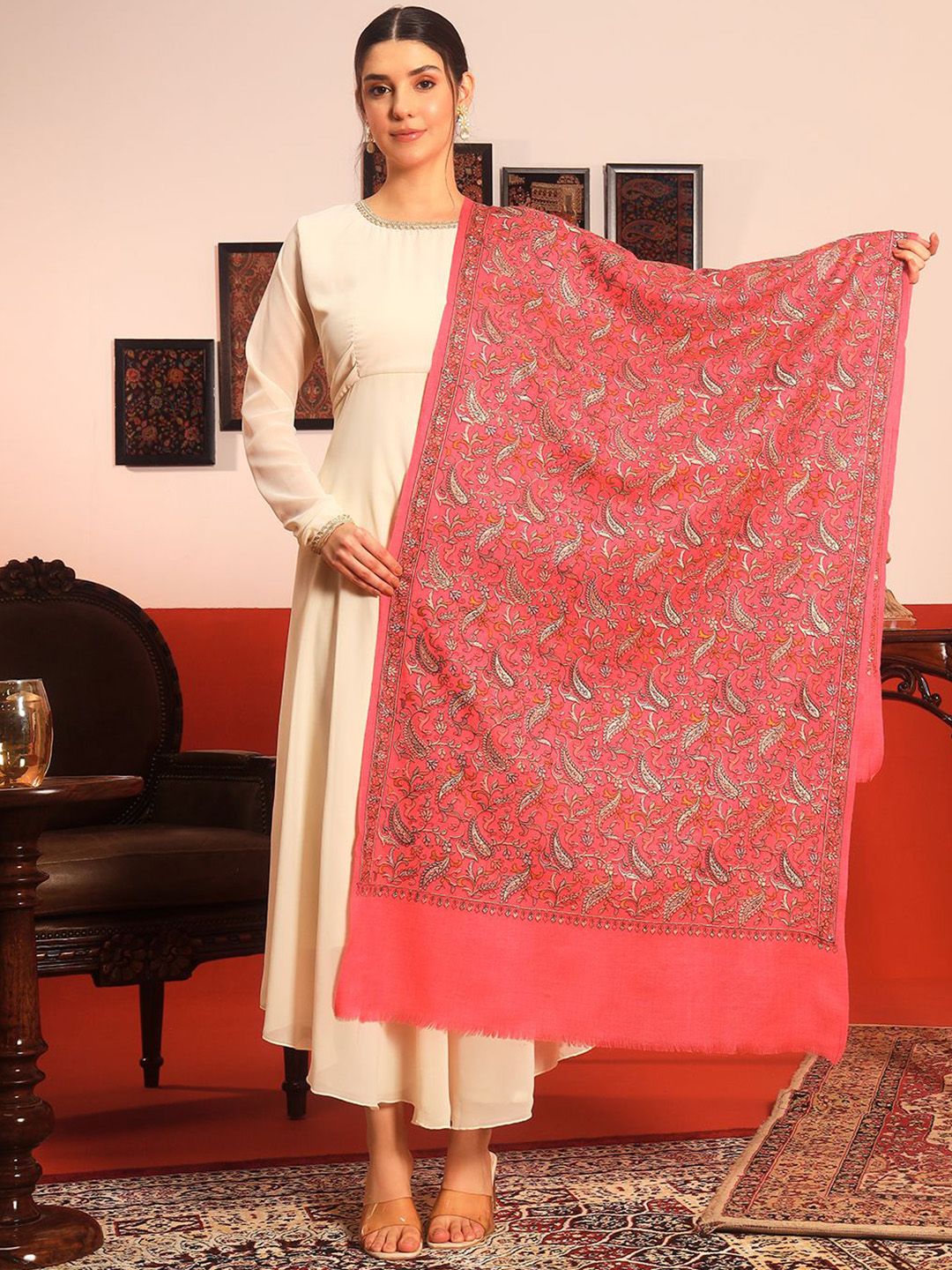 Dhiyona PA Paisley Embroidered Rangrez Pure Woolen Shawl