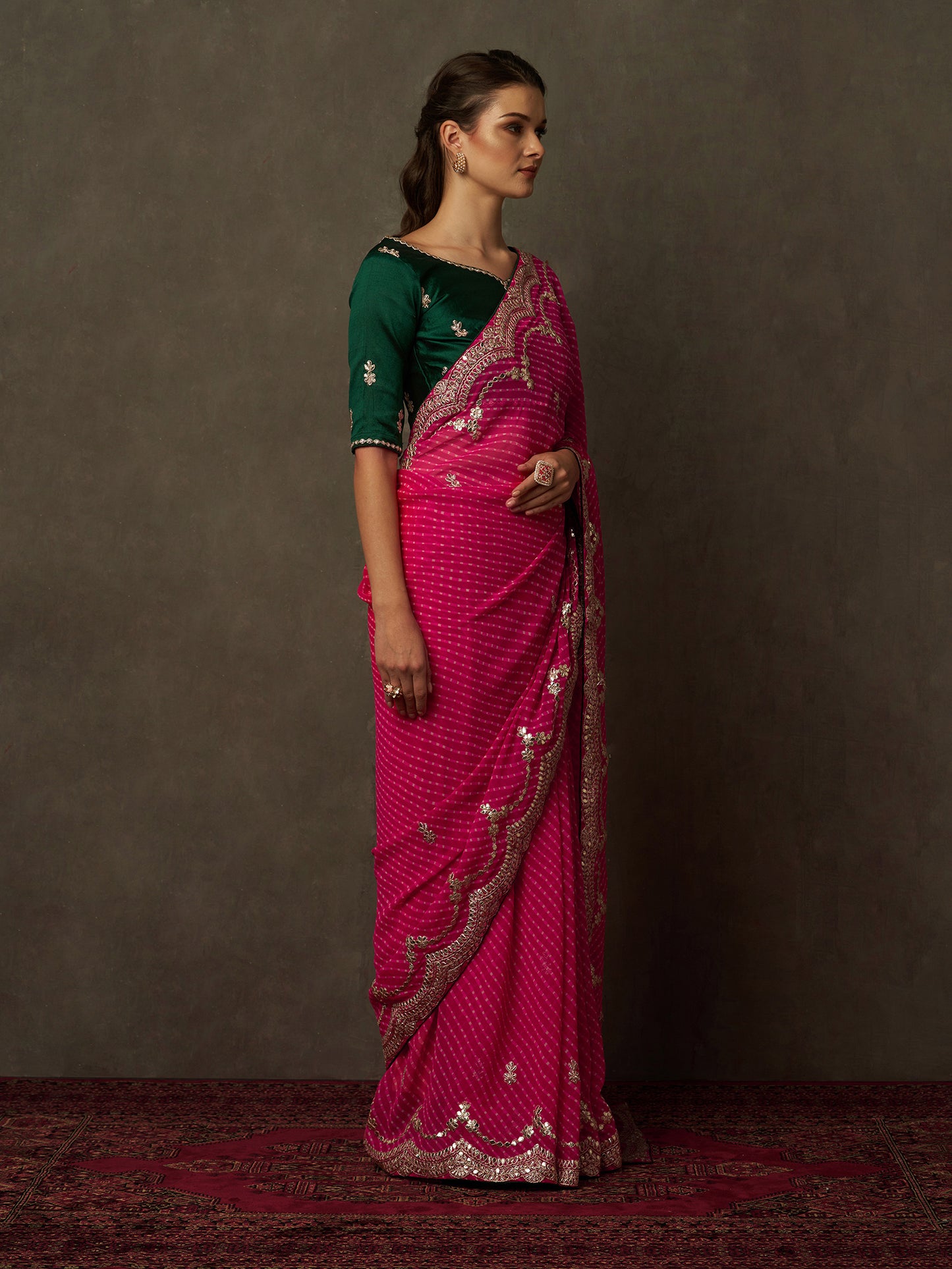 Women's Georgette Pink Embellished Designer Saree With Blouse Piece