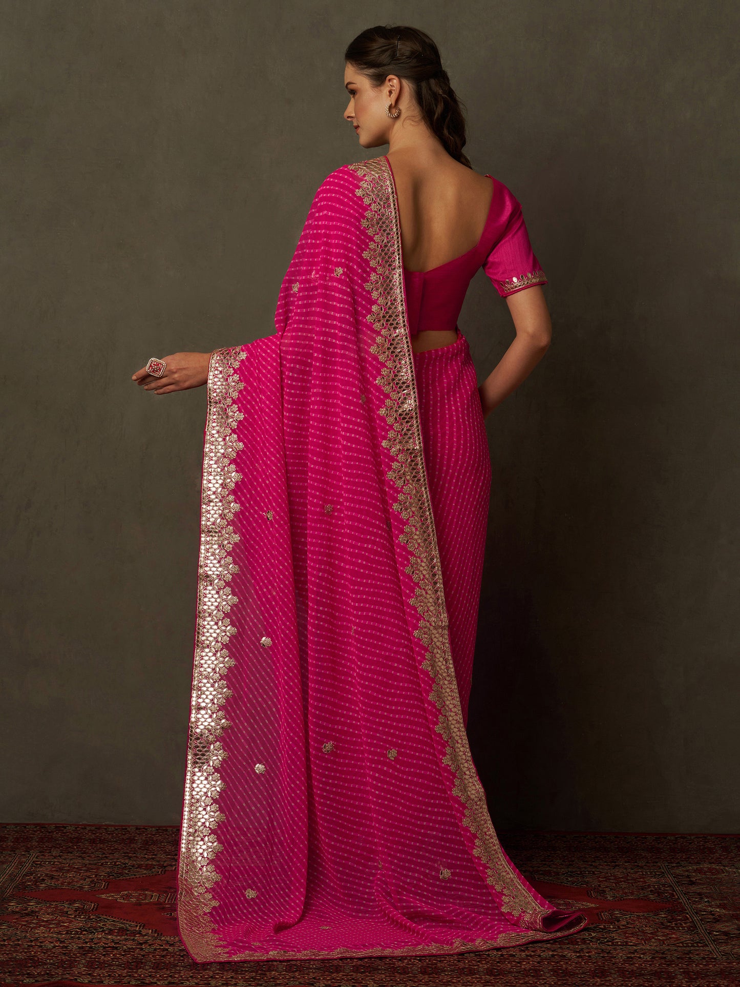 Women's Georgette Pink Embellished Designer Saree With Blouse Piece