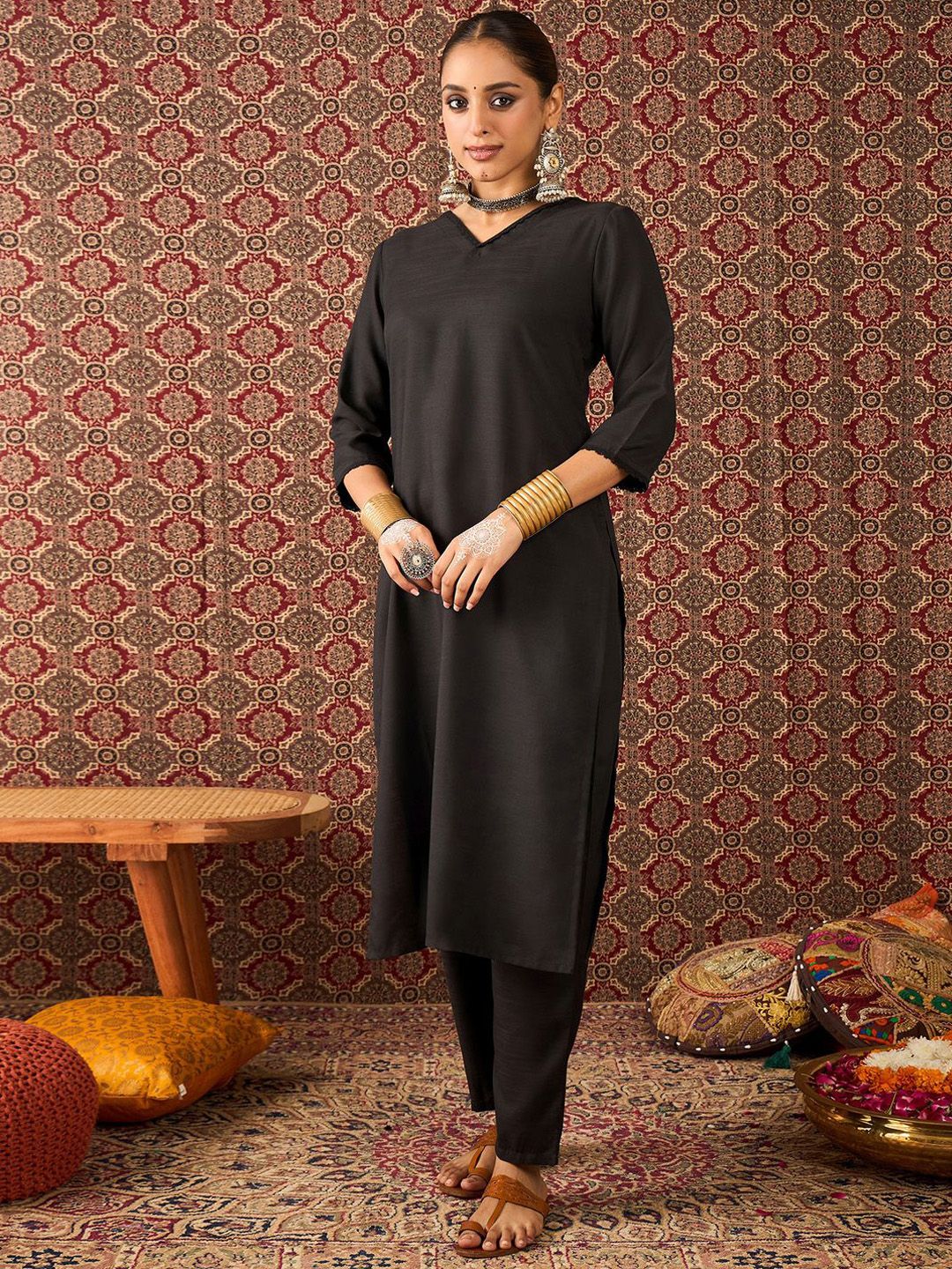 Women Solid Kurta with Trouser & Dupatta