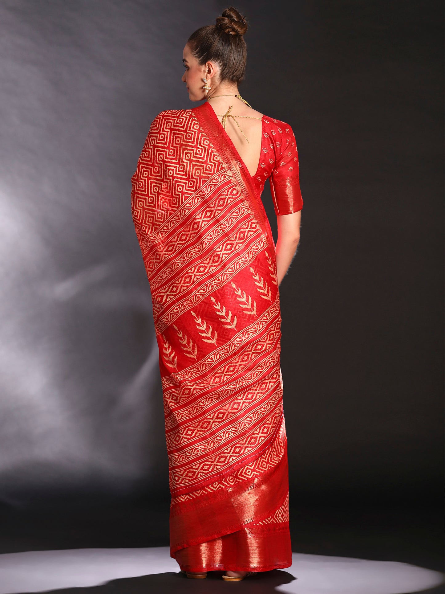 Women's Art Silk Red Printed Designer Saree With Blouse Piece