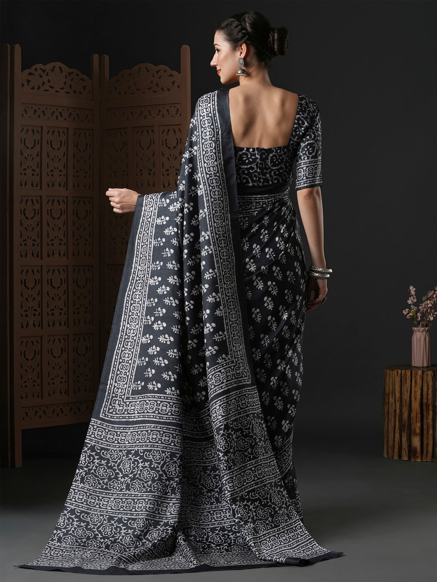 Women's Dola Silk Black Printed Designer Saree With Blouse Piece