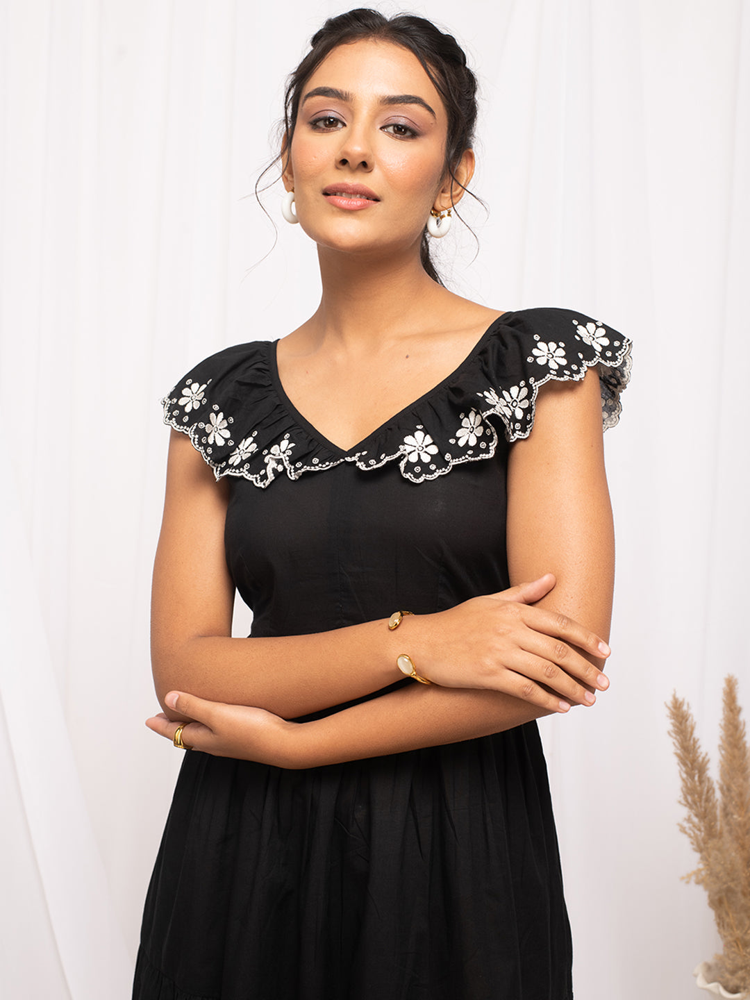 Women's Balck Colour Solid Cotton Skater Dress