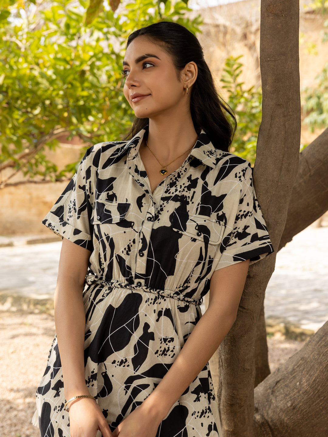 Dhiyona FL Women's Black Abstract Print Cotton Midi Dress