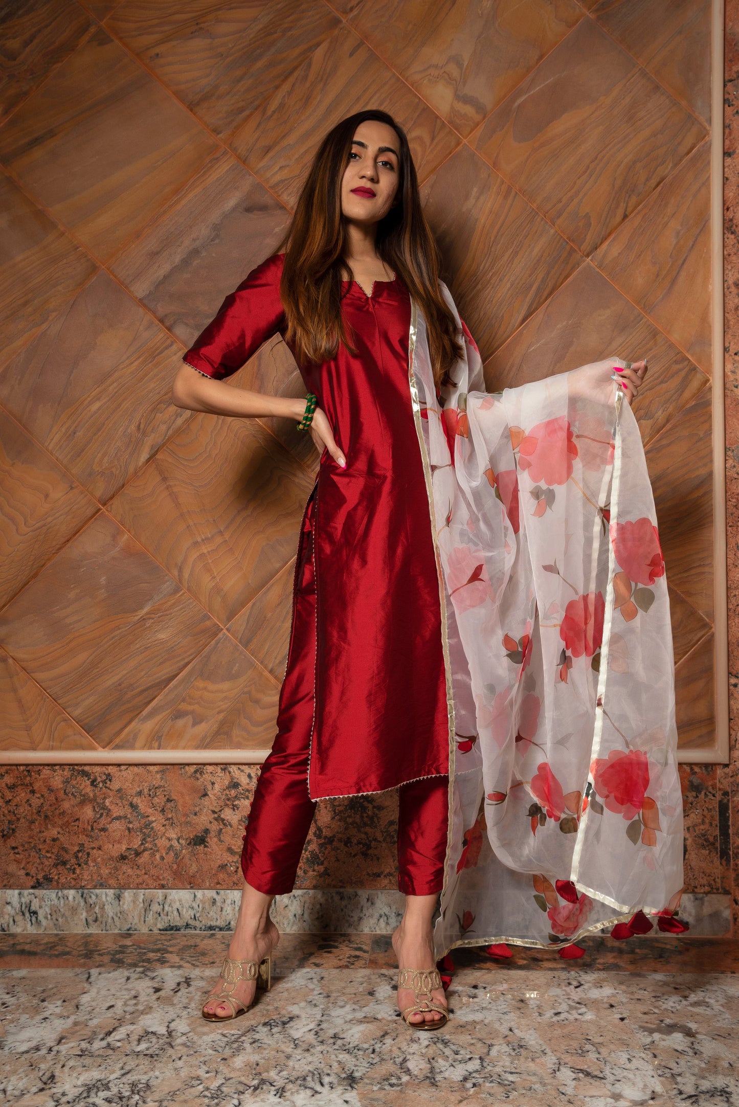 Maroon Phool Taffeta Silk Suit With Digital Print Organza Dupatta Set