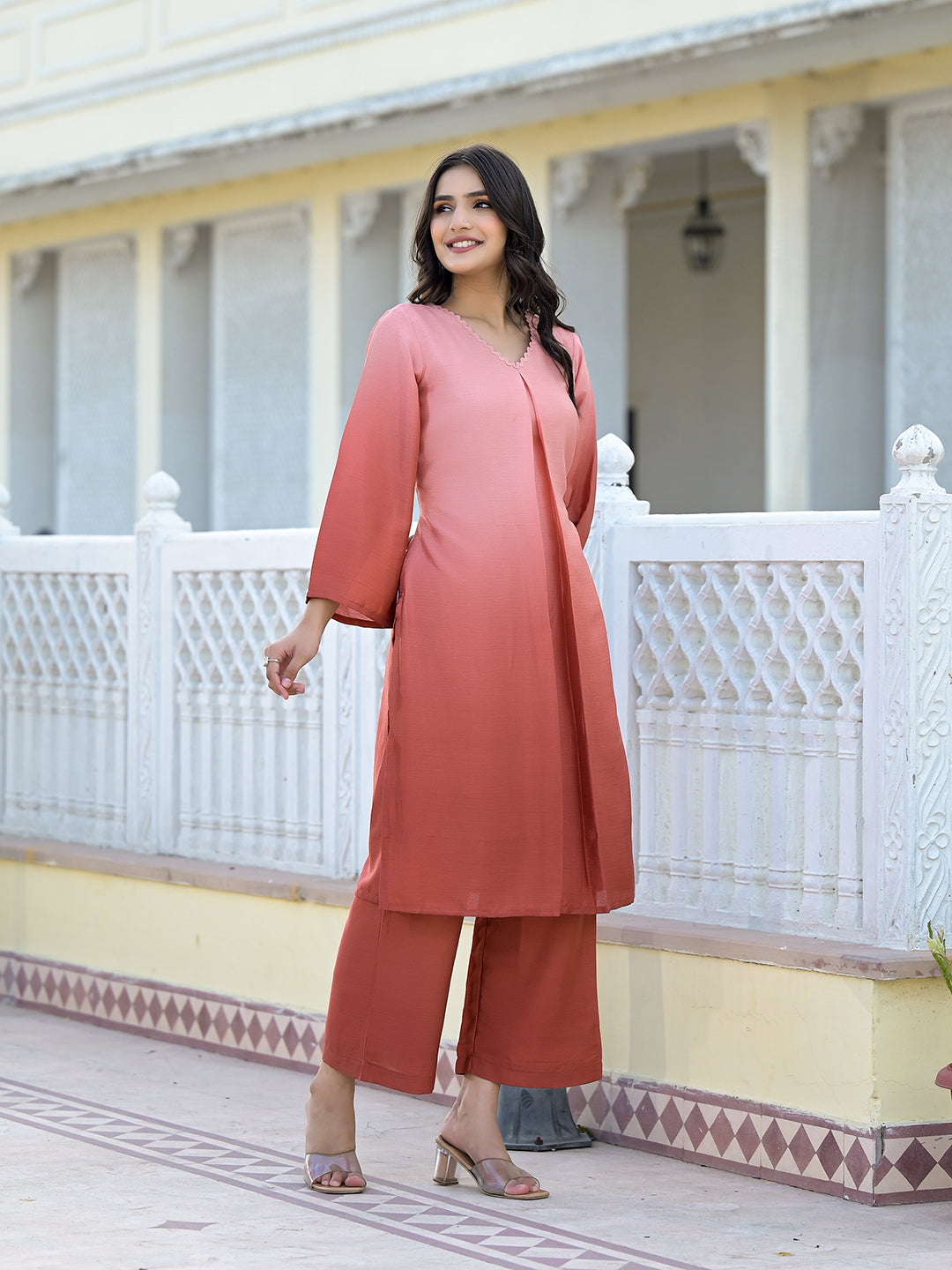 Dhiyona VR Women's Ombre Coral A-Line Kurta Set