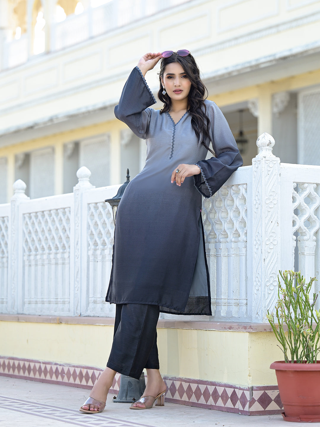 Dhiyona VR Women's Ombre Grey A-Line Kurta Set