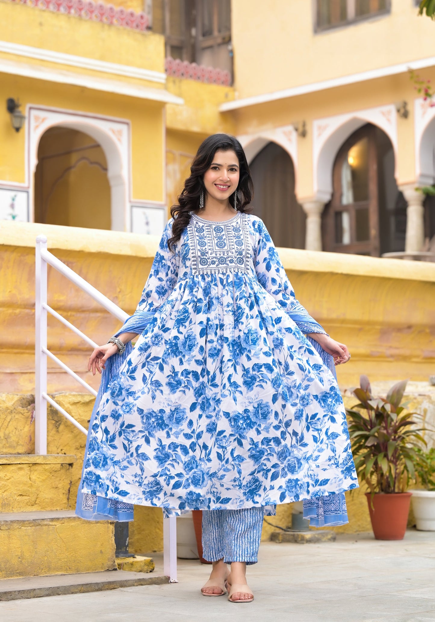 Women White, Blue Floral Print Viscose Rayon Kurta, Pant And Dupatta Set