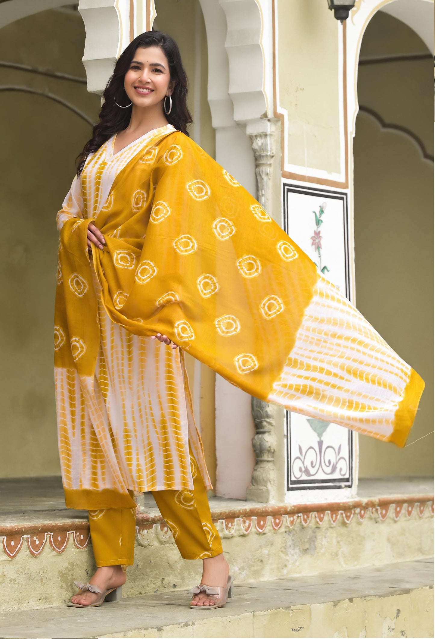 Women Yellow Printed Viscose Rayon Kurta, Pant And Dupatta Set