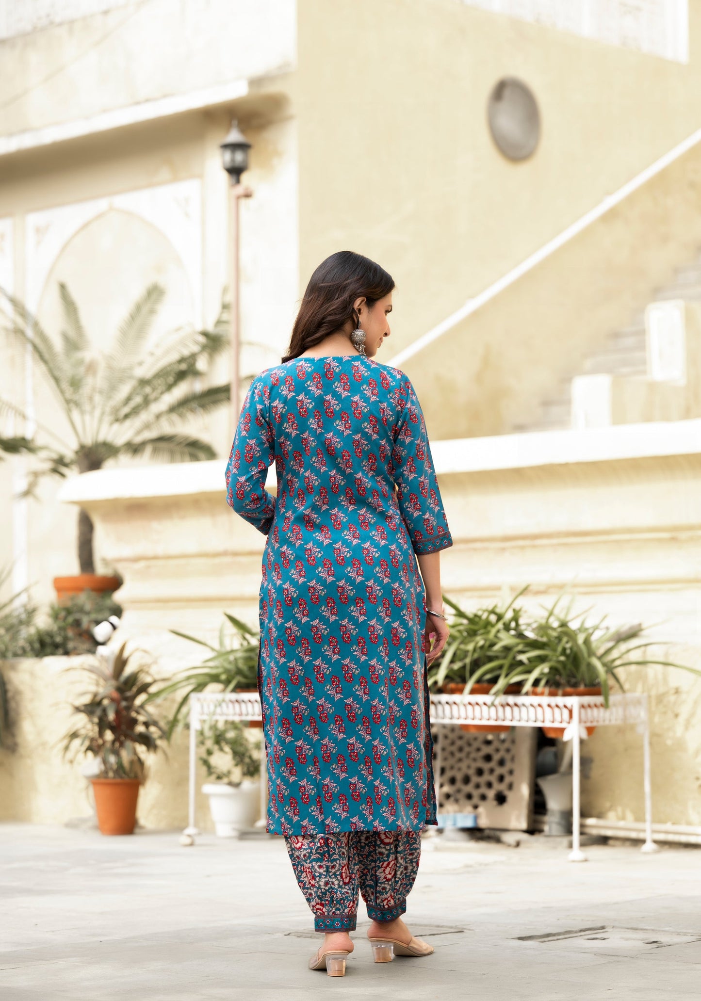 Women Blue Floral Print, Embellished Viscose Rayon Kurta, Pant And Dupatta Set