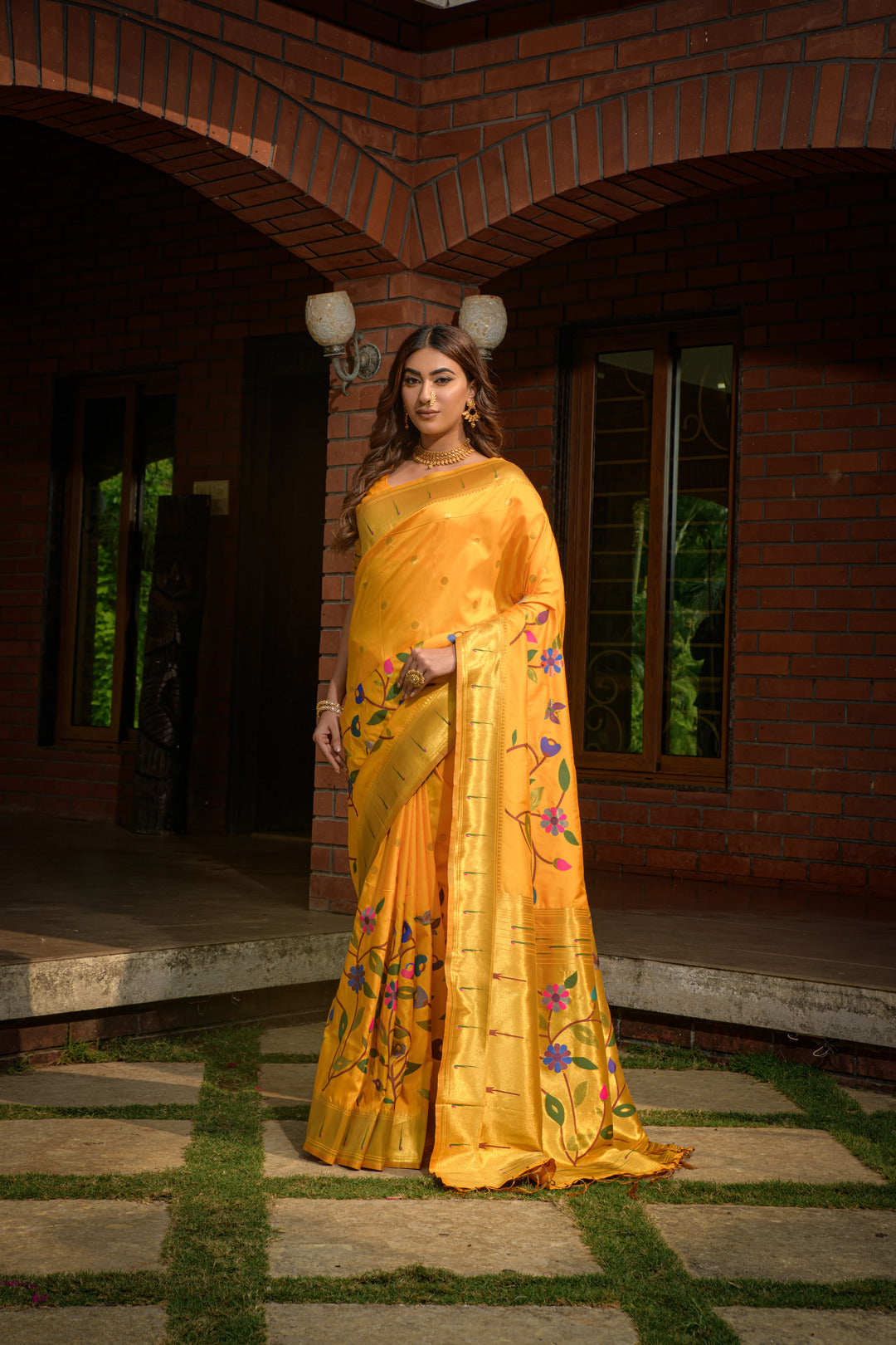 Dhiyona GR Women's Butterfly Yellow Zari Paithani Silk Saree