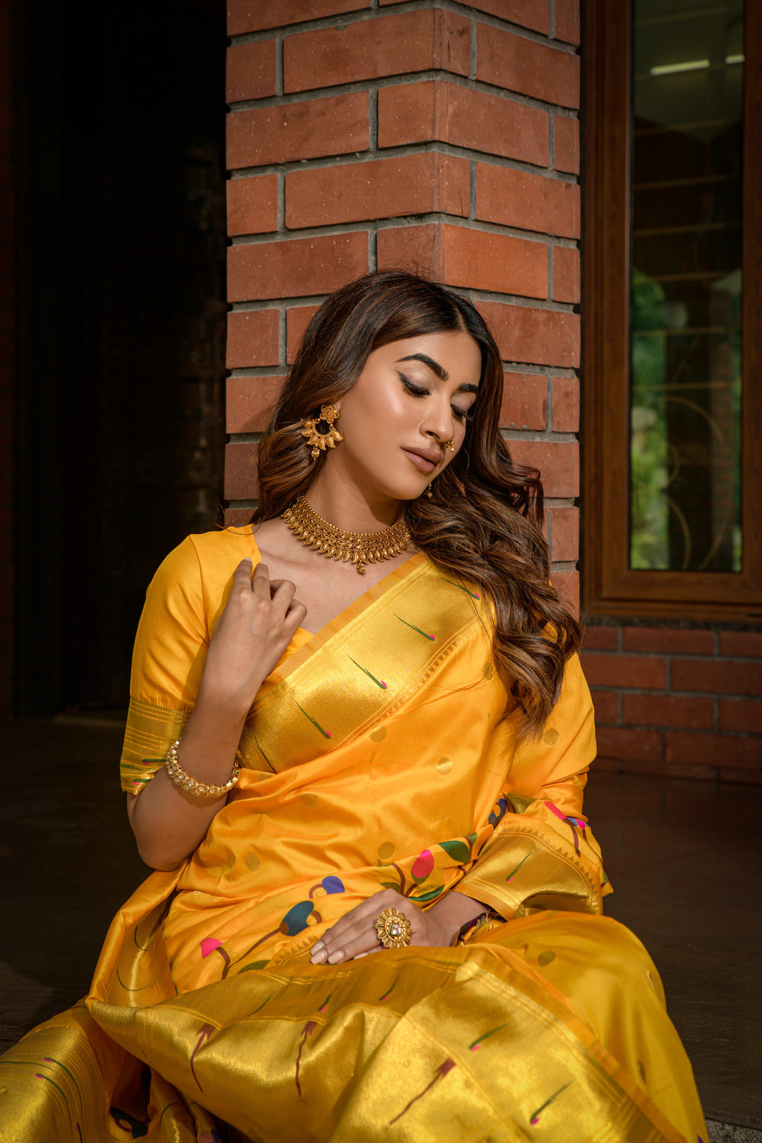 Dhiyona GR Women's Butterfly Yellow Zari Paithani Silk Saree