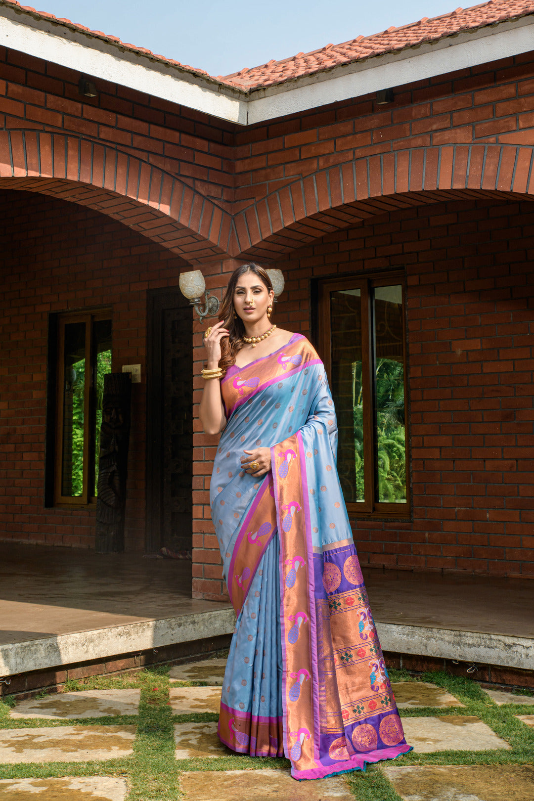 Dhiyona GR Women's Priyanka Sky Blue Zari Paithani Silk Saree