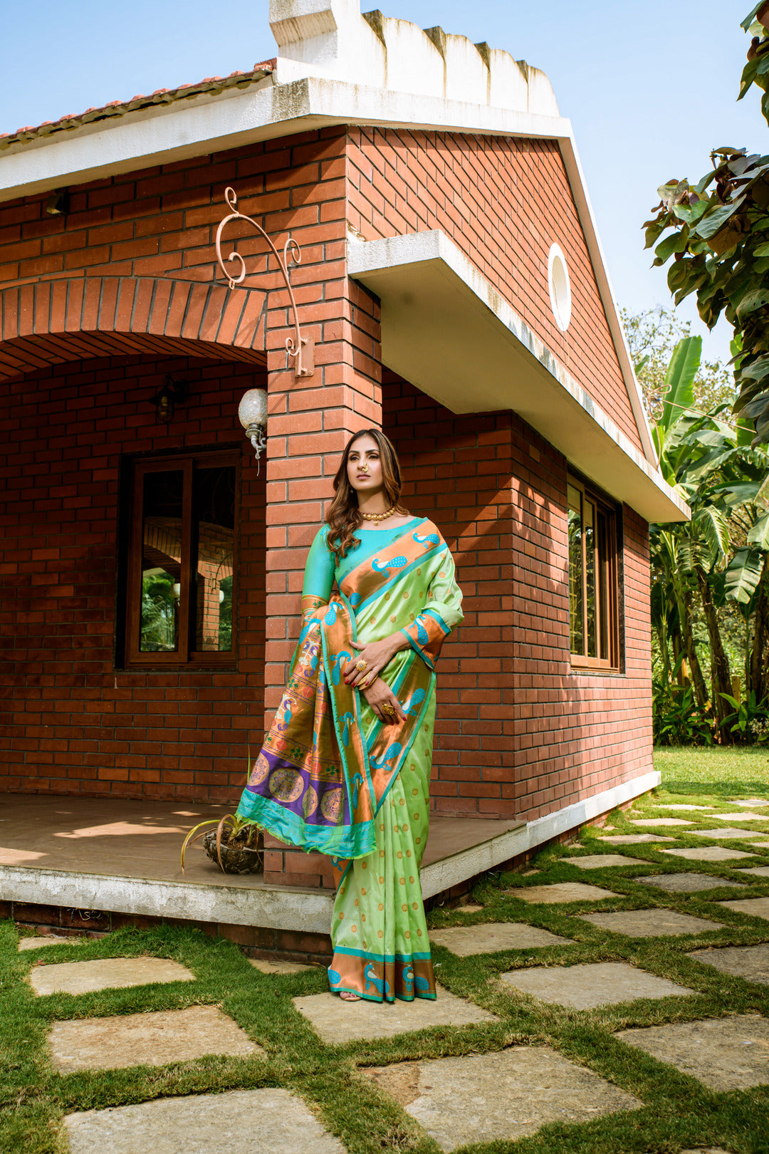 Dhiyona GR Women's Priyanka Mint Green Zari Paithani Silk Saree