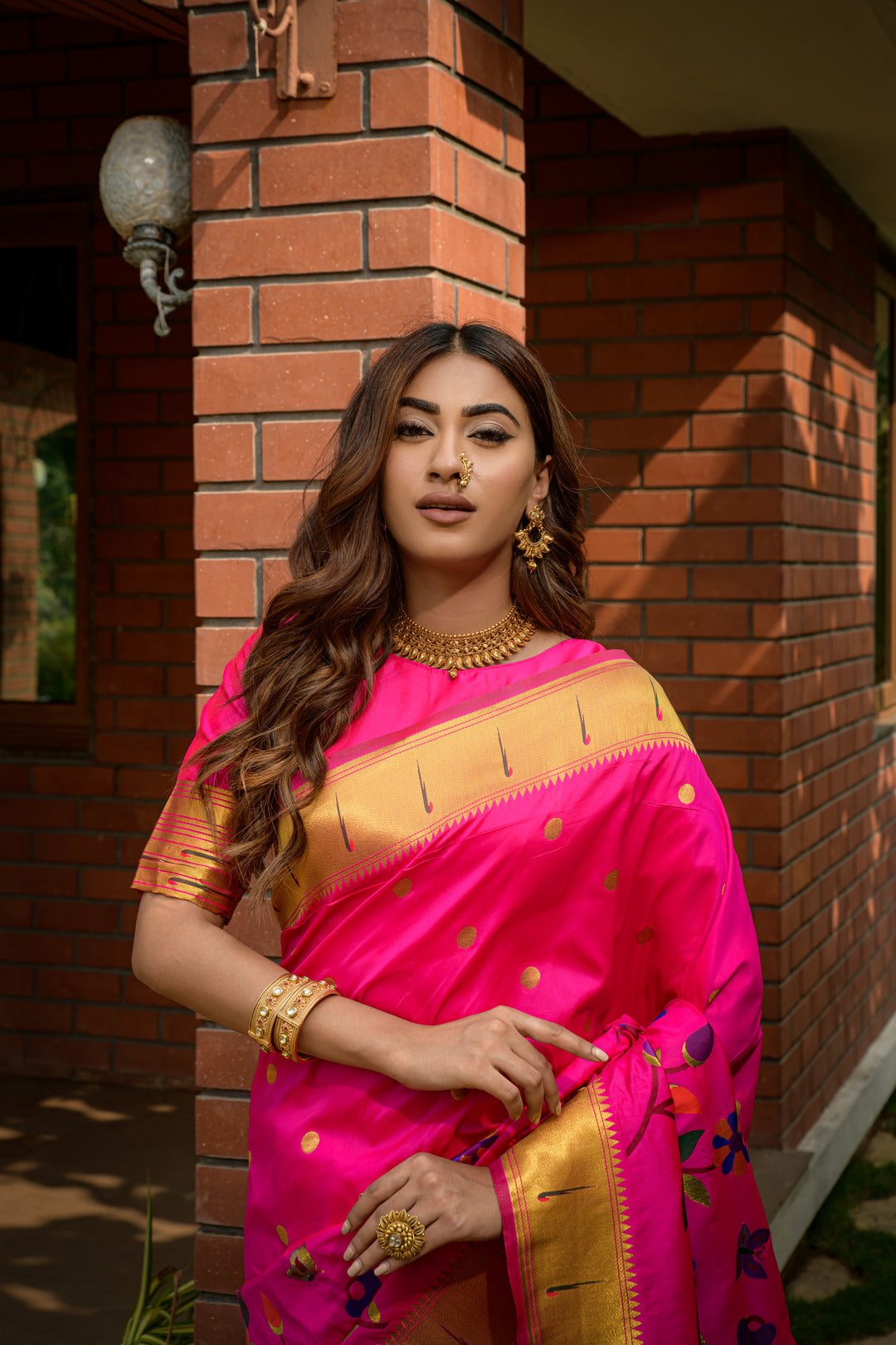 Dhiyona GR Women's Butterfly Hot Pink Zari Paithani Silk Saree