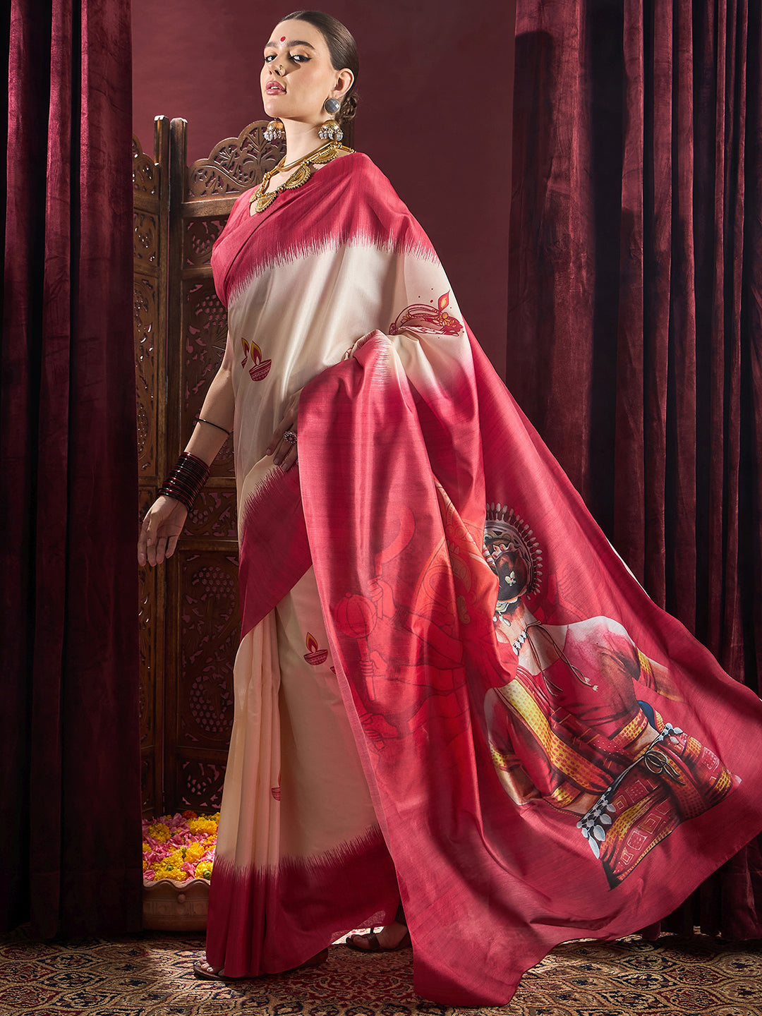 Women's Silk Blend Off White Printed Celebrity Saree With Blouse Piece